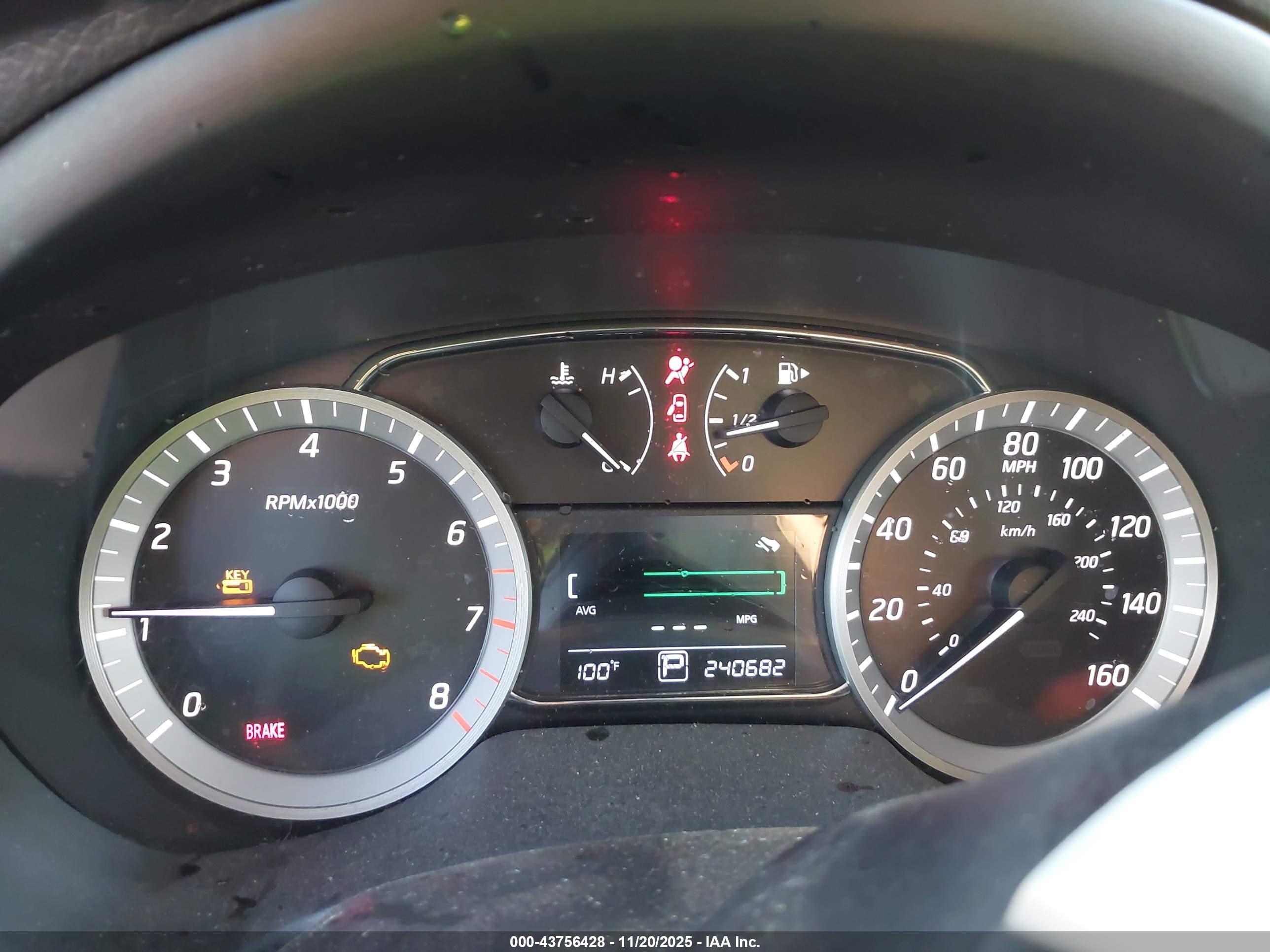 NISSAN SENTRA image 7