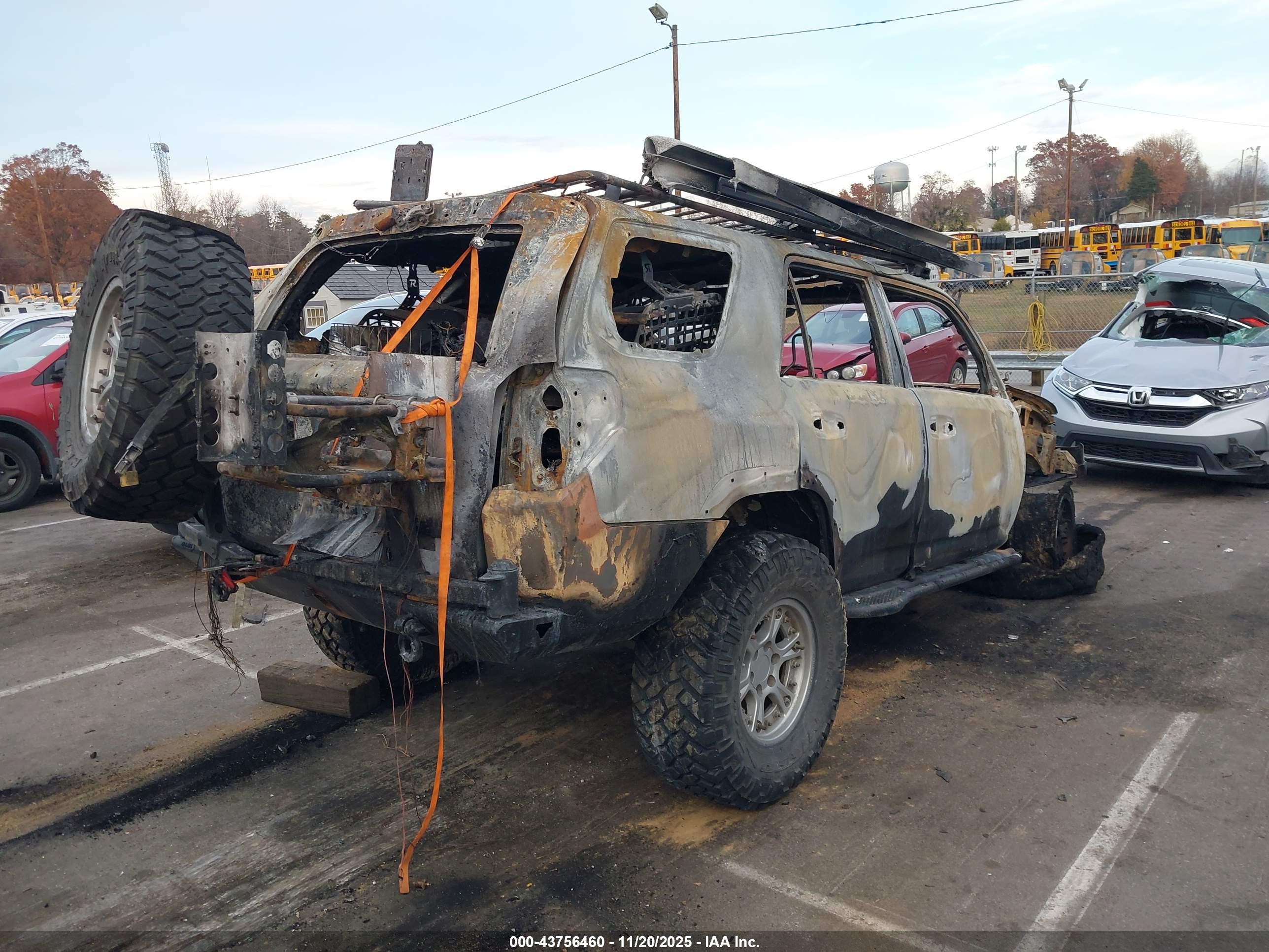 TOYOTA 4RUNNER image 4