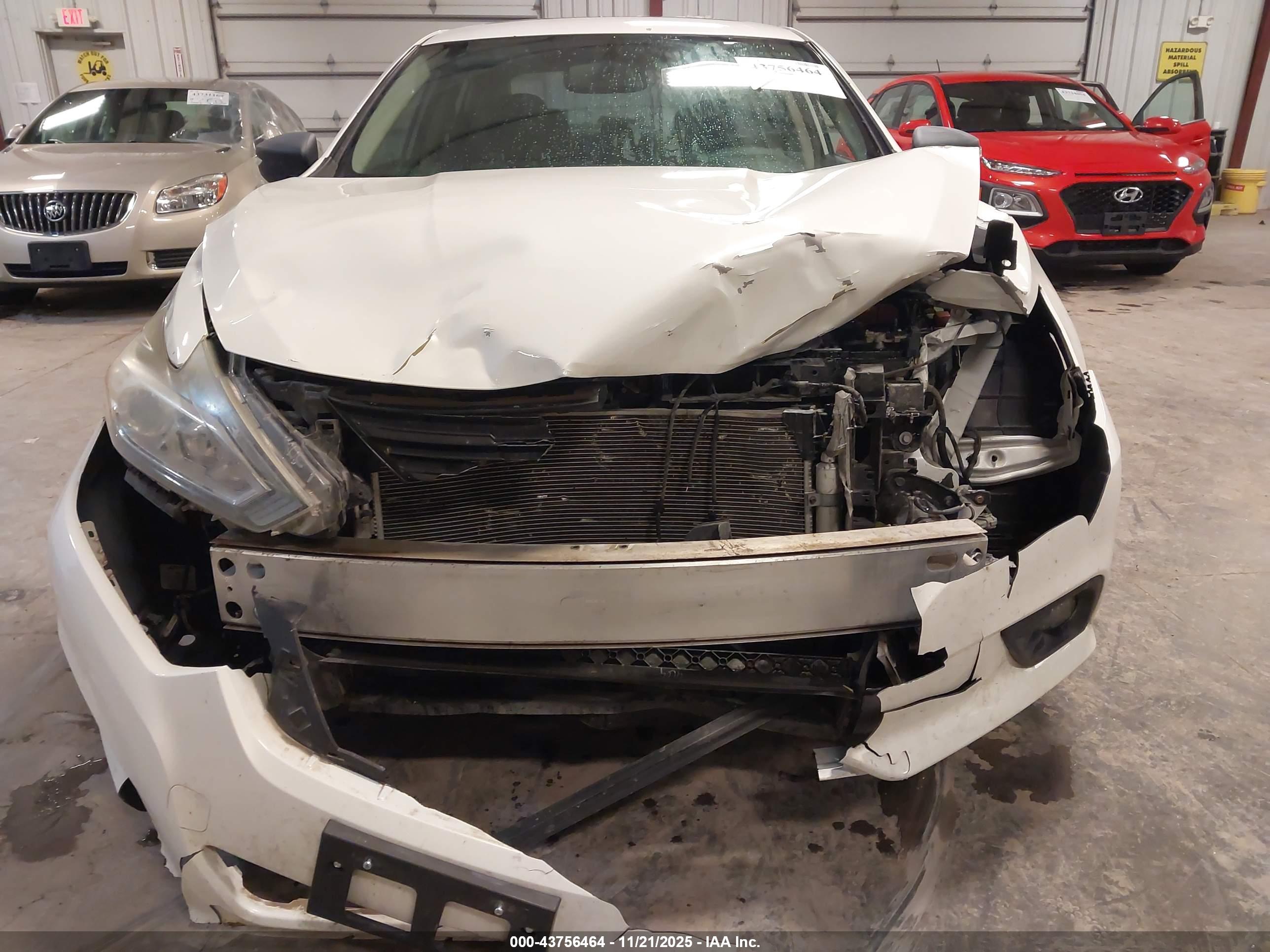 NISSAN ALTIMA image 6