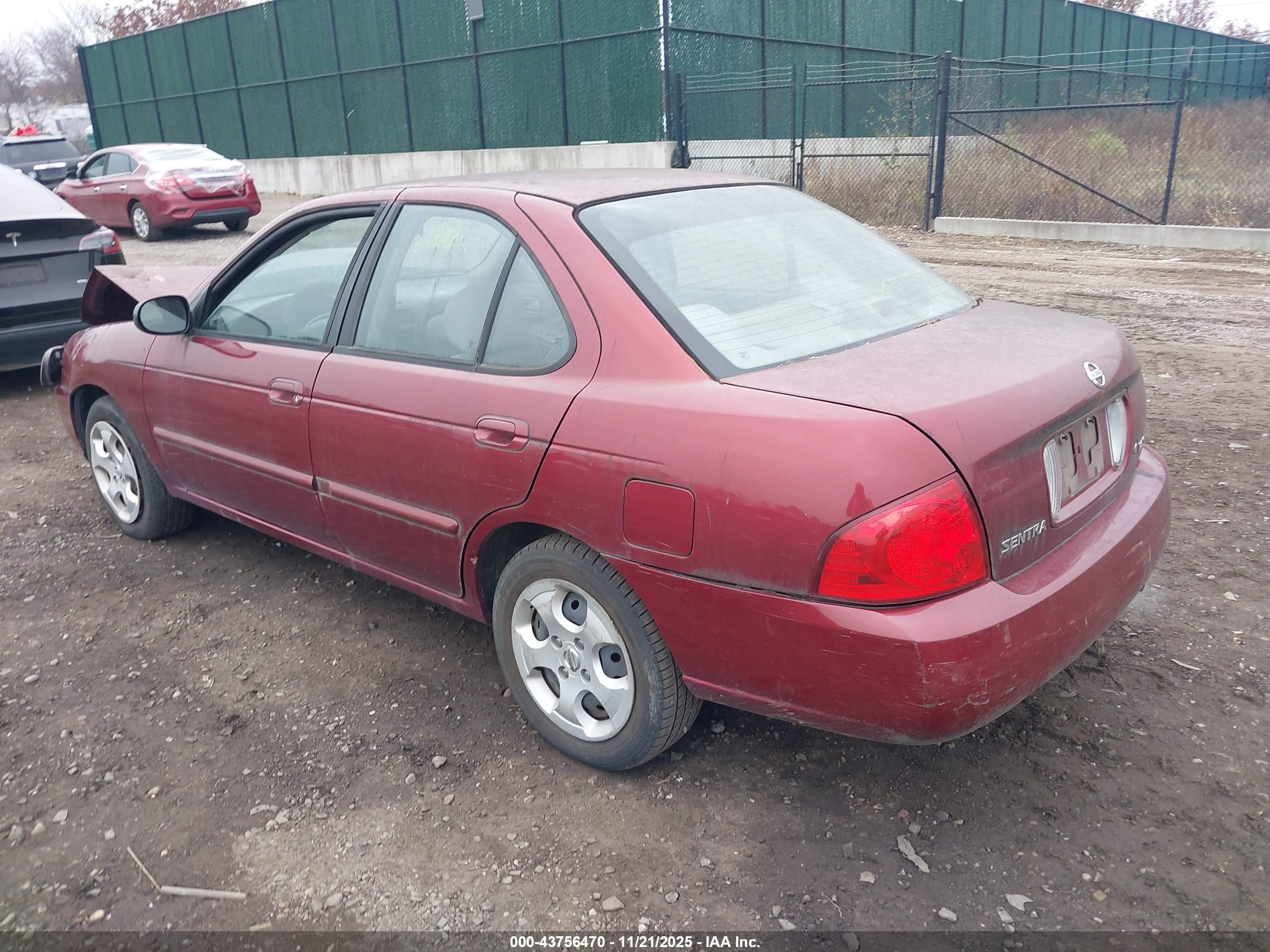 NISSAN SENTRA image 3