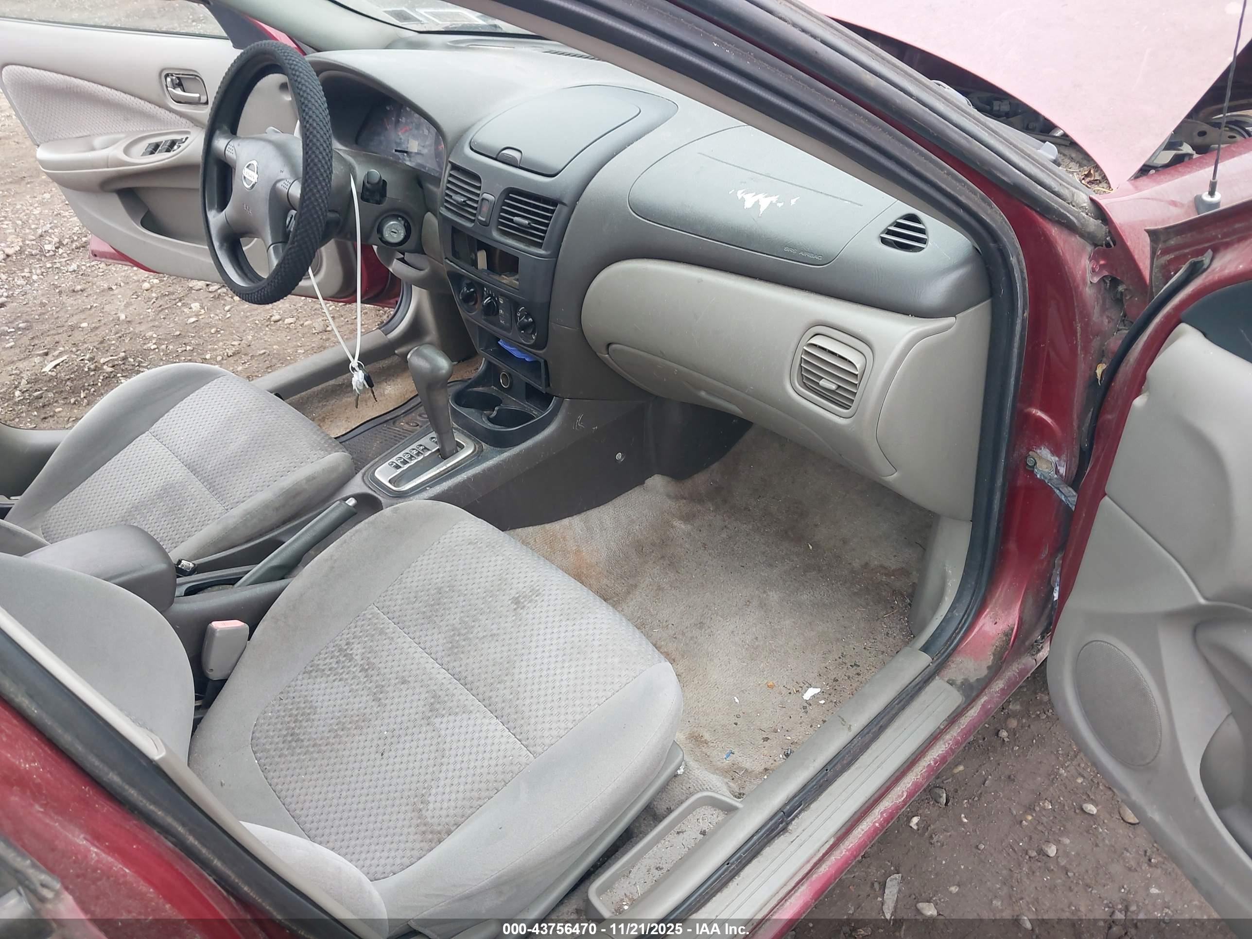 NISSAN SENTRA image 5