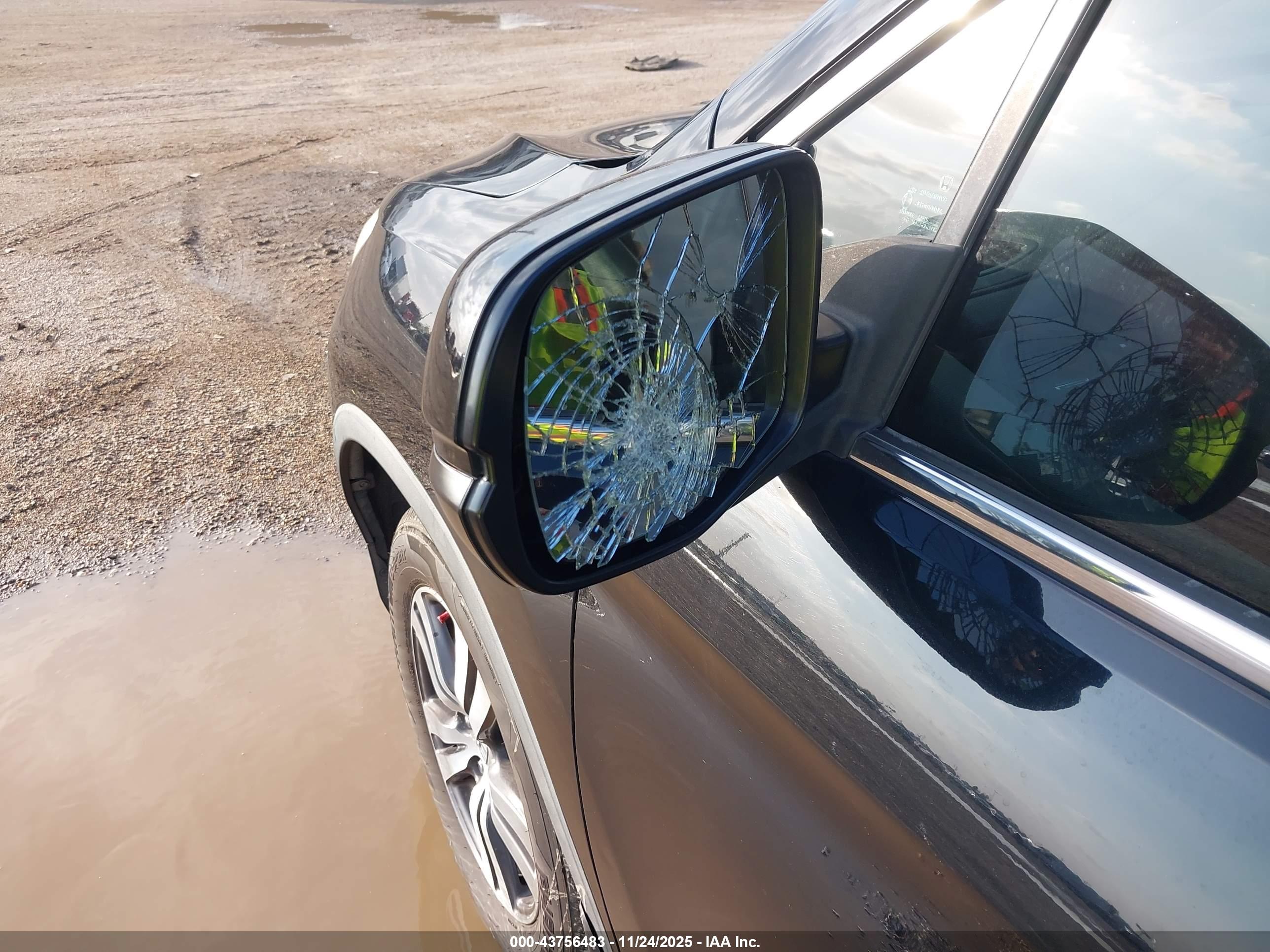 HONDA PILOT image 6