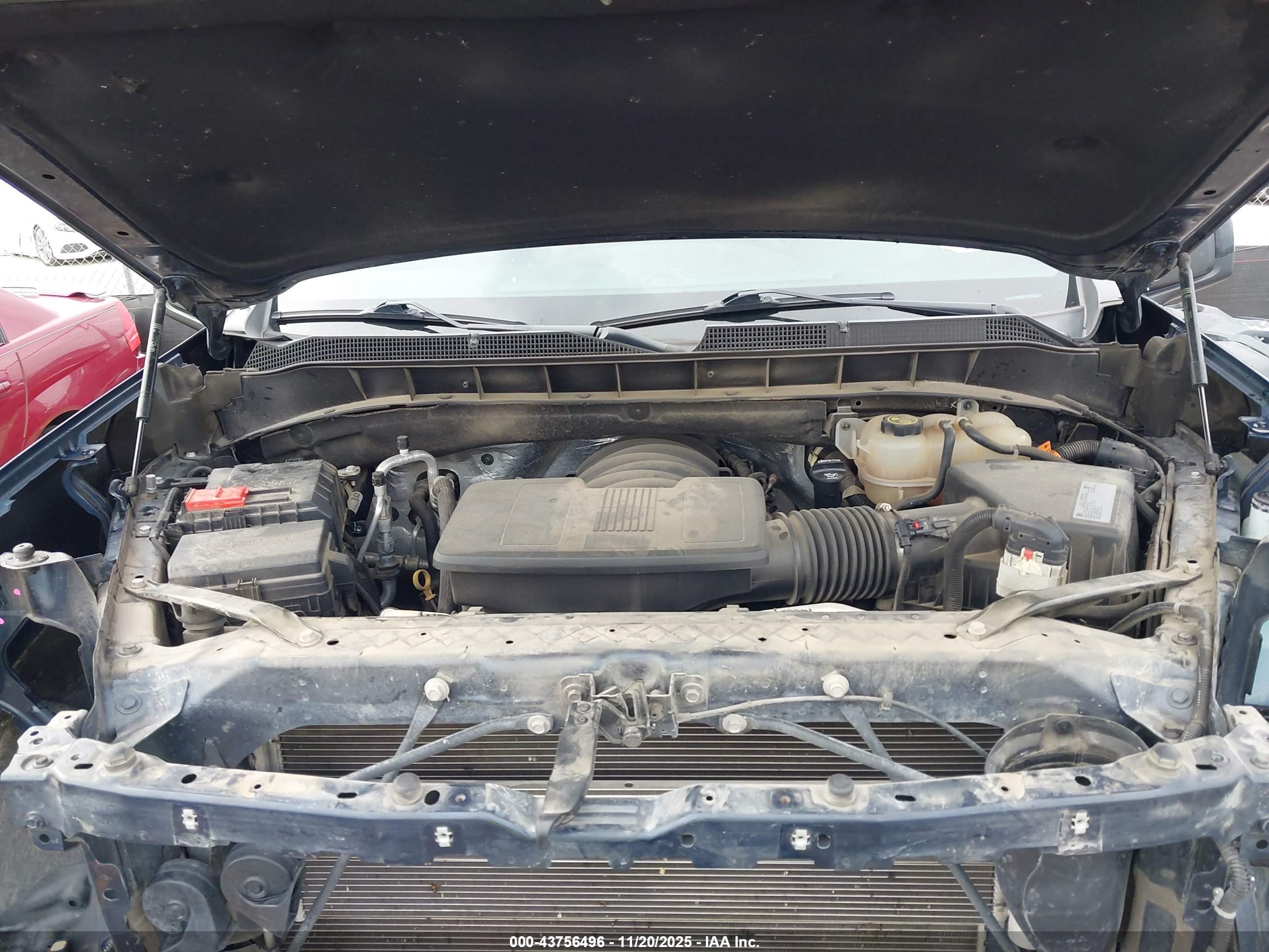CHEVROLET SILVERADO image 10