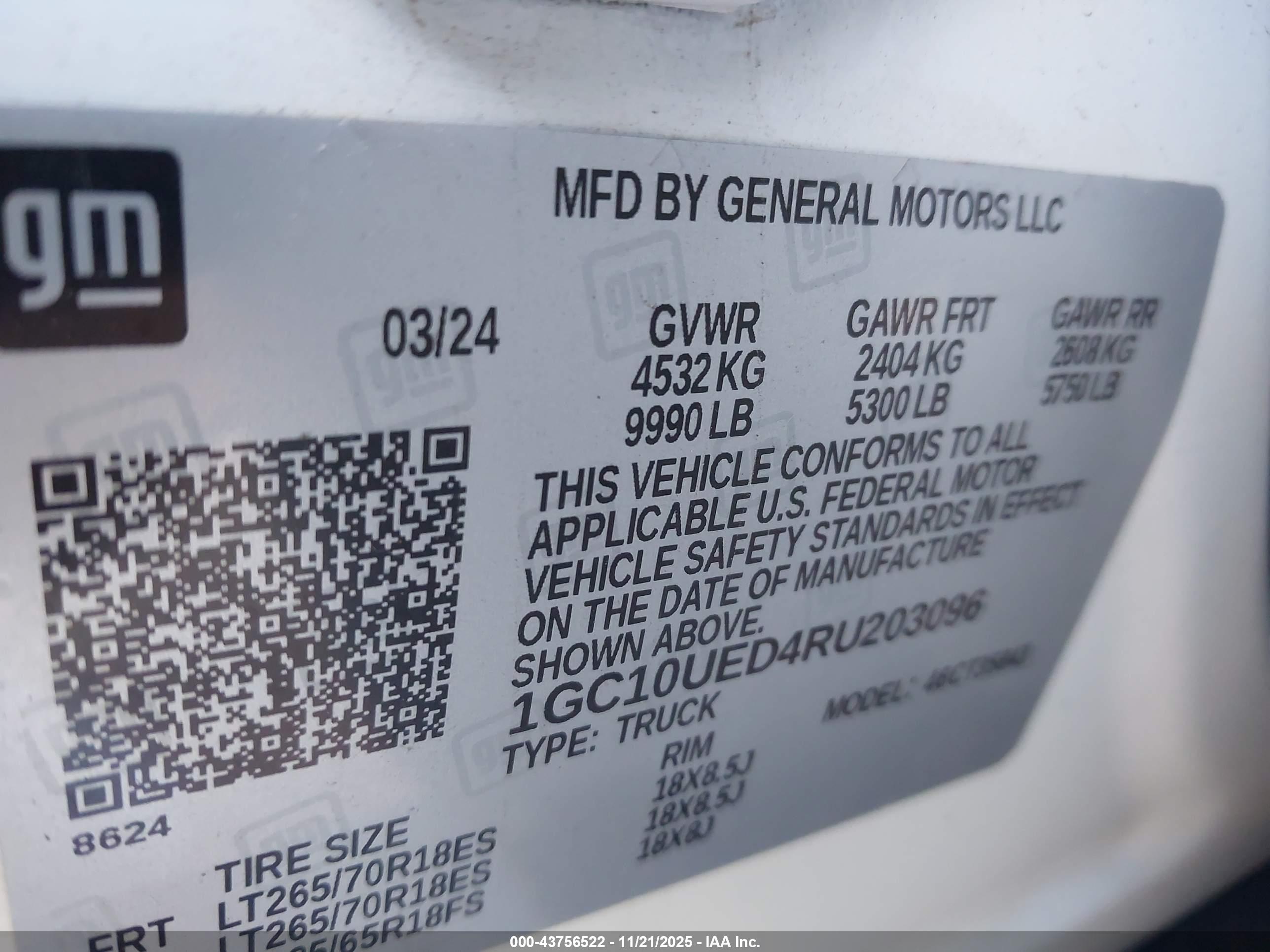 CHEVROLET SILVERADO image 9