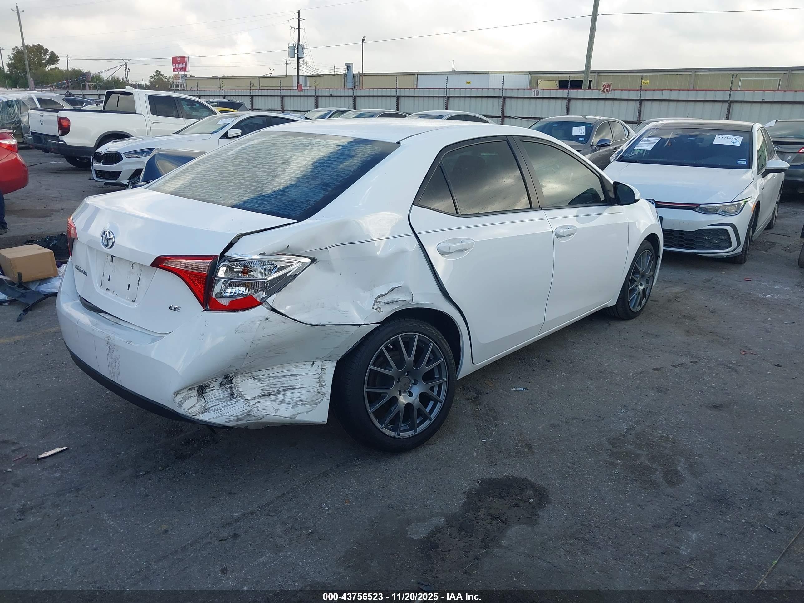 TOYOTA COROLLA image 4