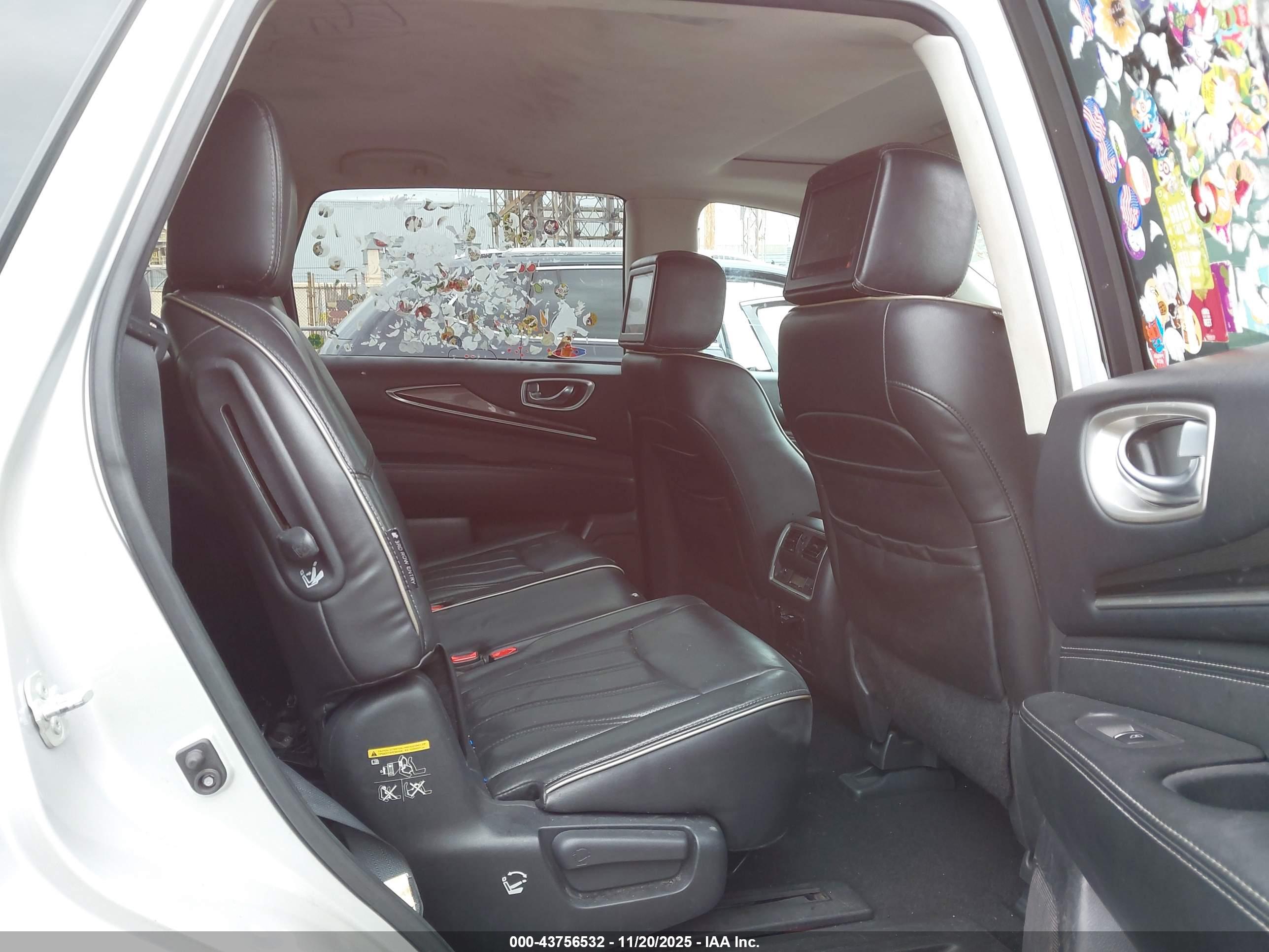 INFINITI QX60 image 8