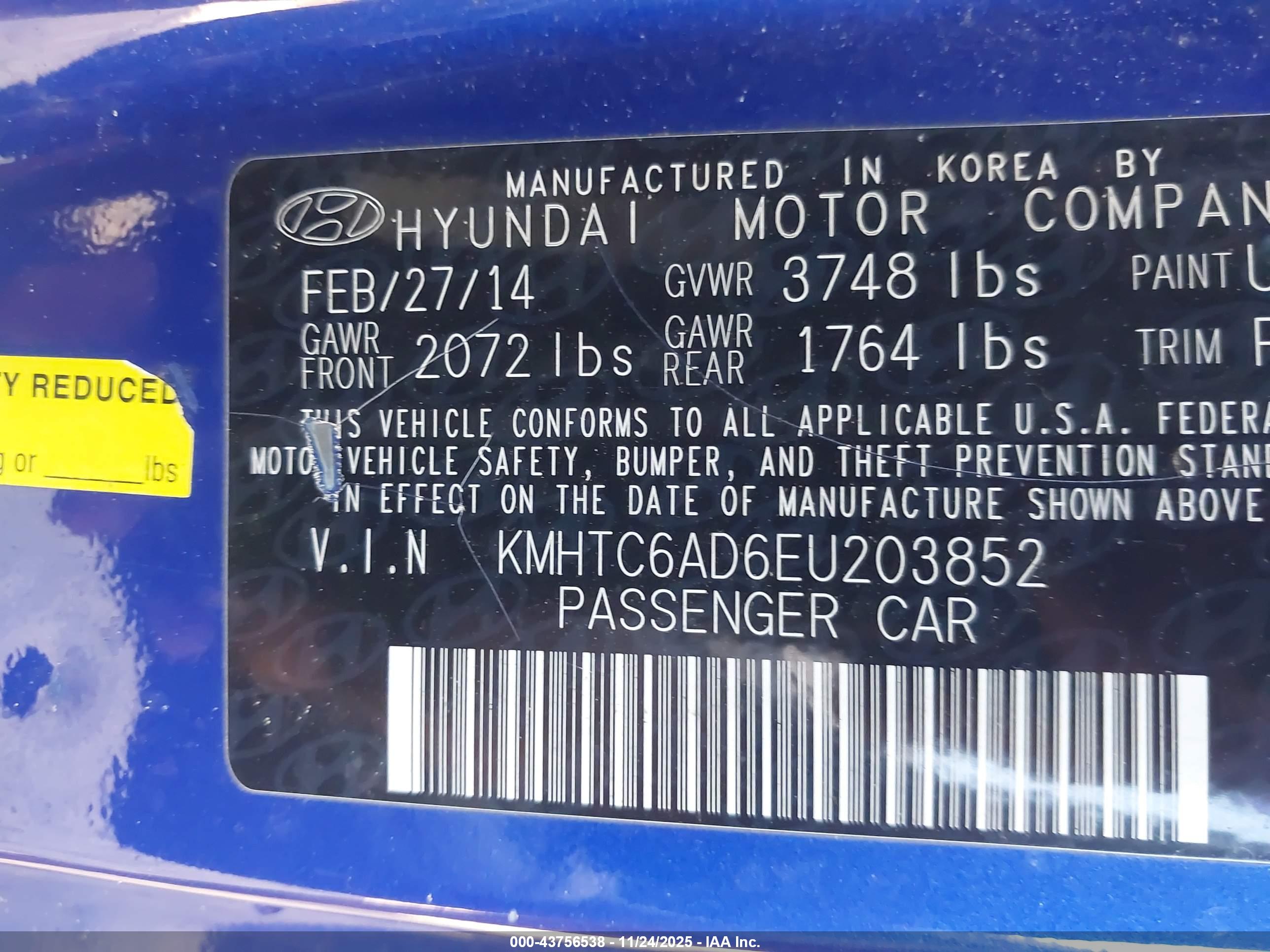 HYUNDAI VELOSTER image 9