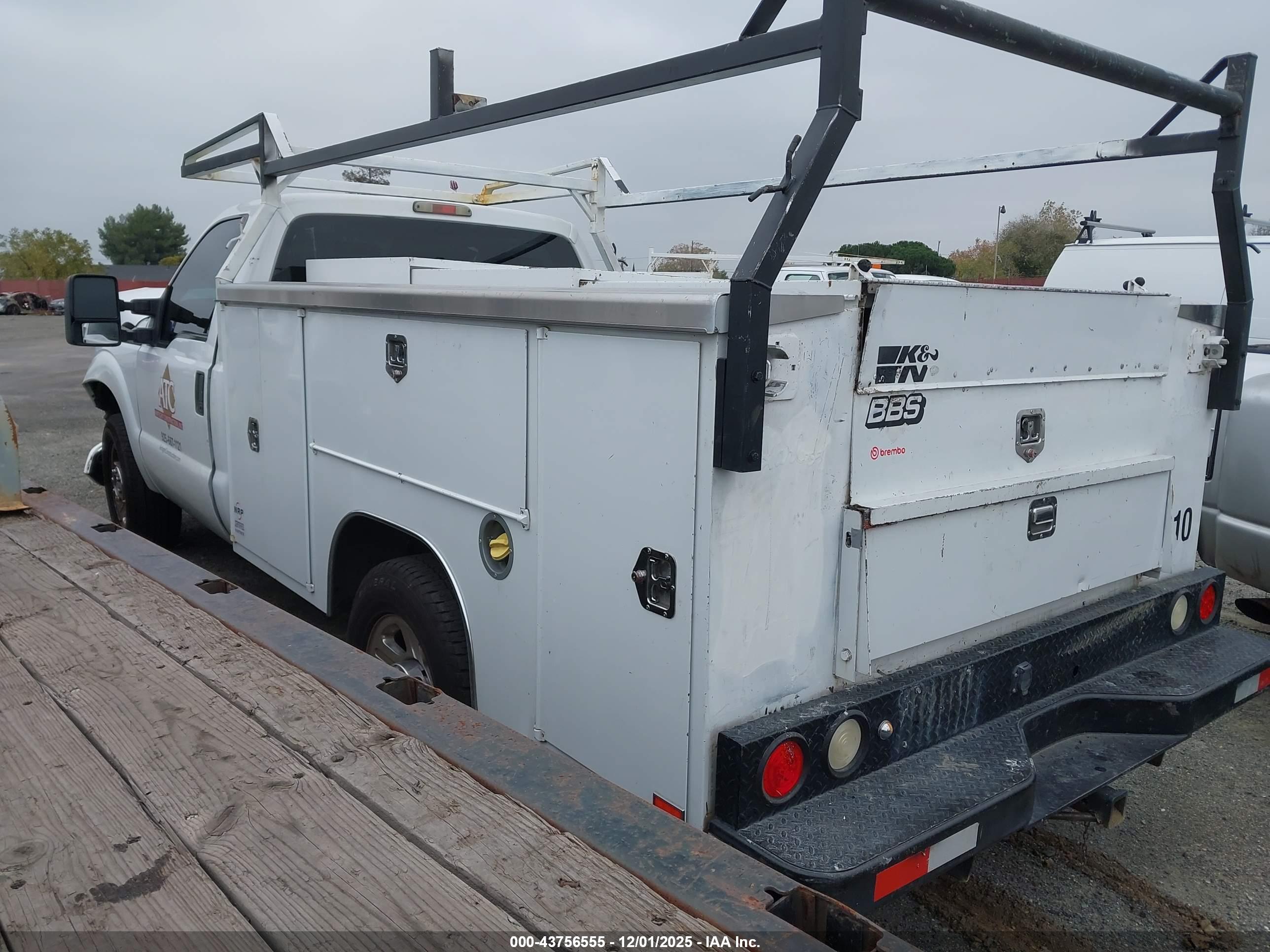 FORD F-350 image 3
