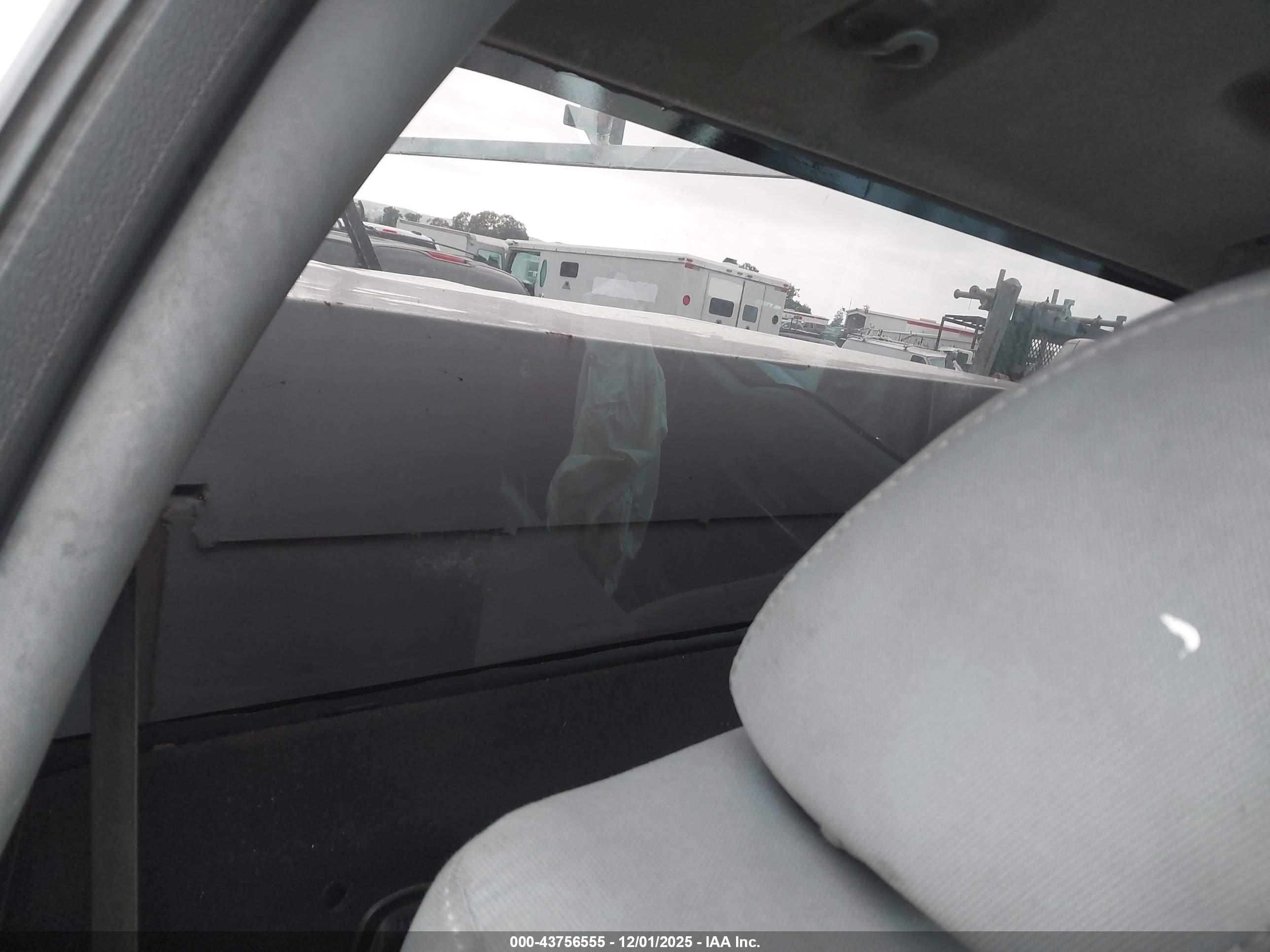 FORD F-350 image 7