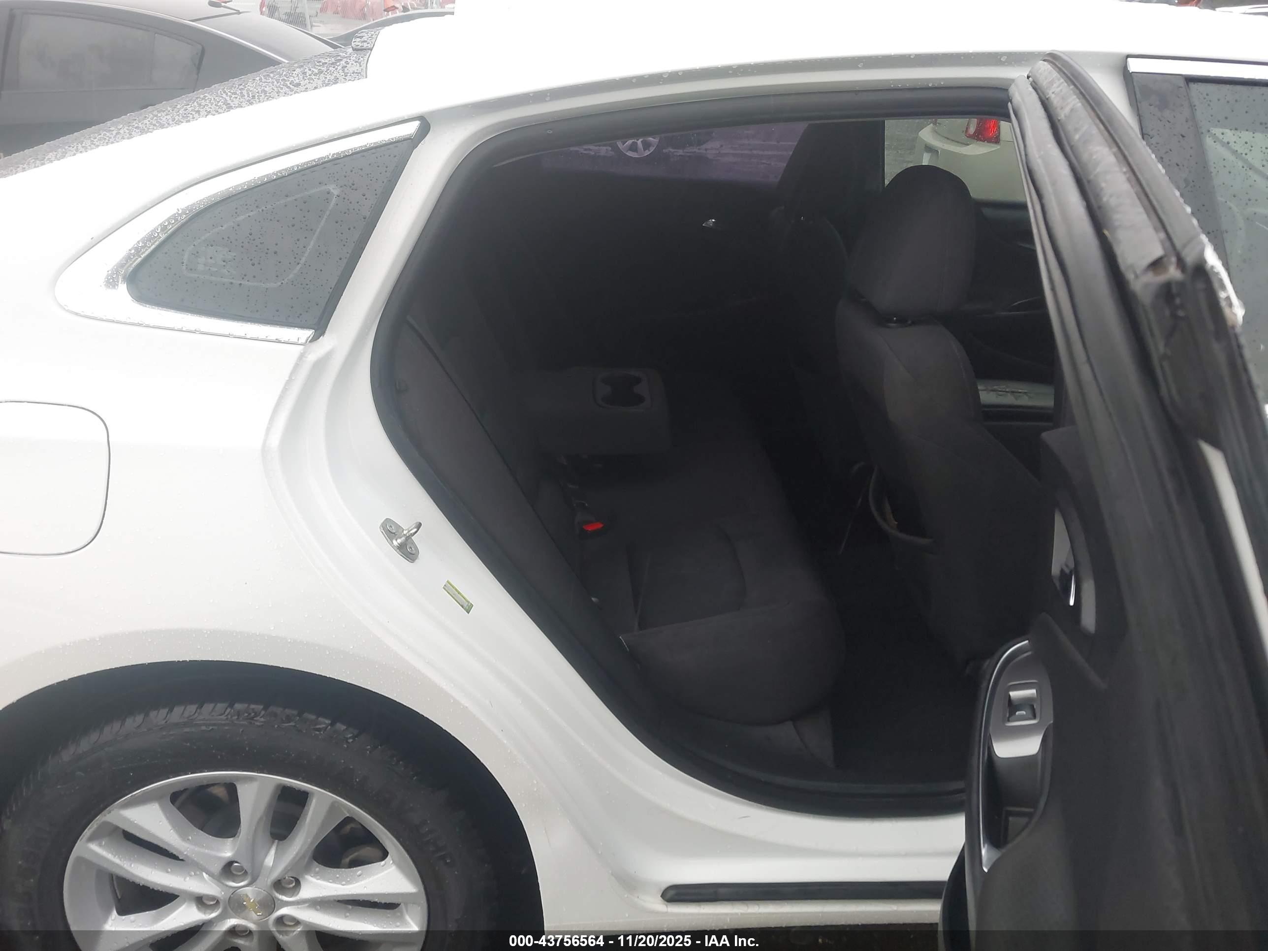 CHEVROLET MALIBU image 8