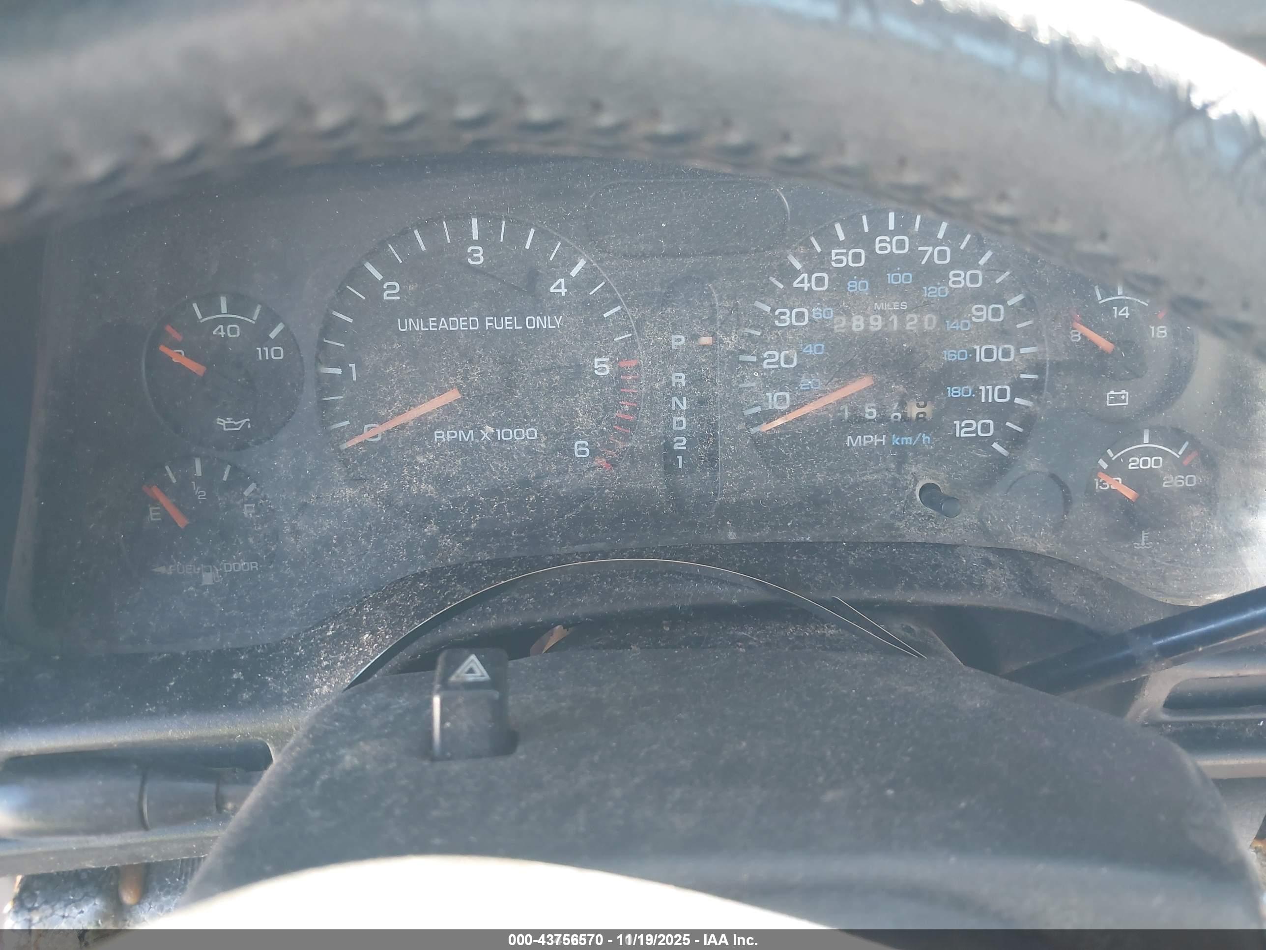 DODGE RAM image 7