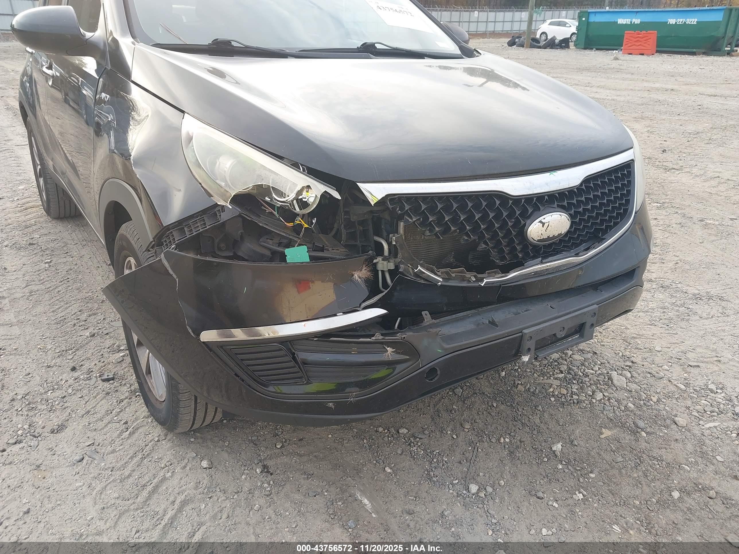 KIA SPORTAGE image 6