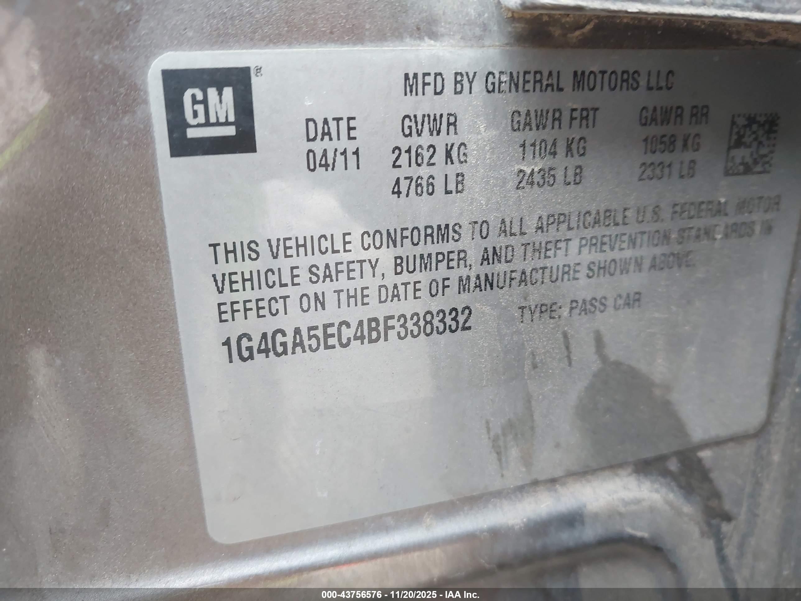 BUICK LACROSSE image 9