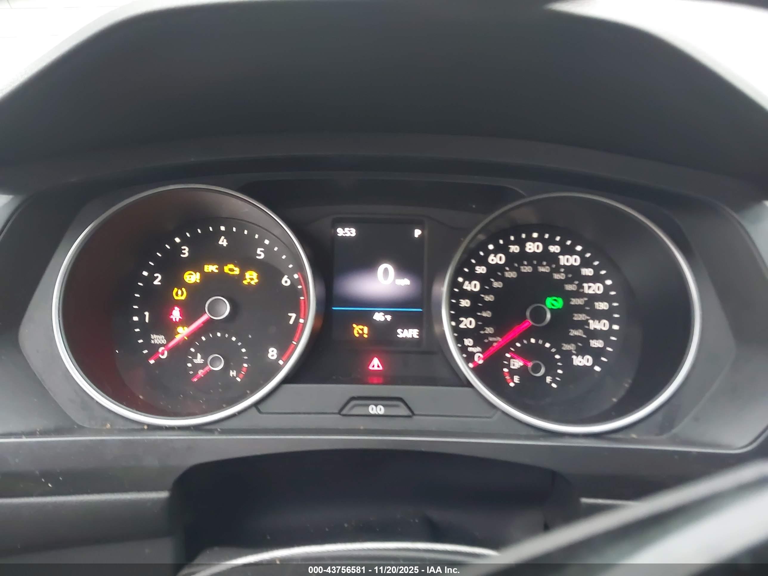 VOLKSWAGEN TIGUAN image 7
