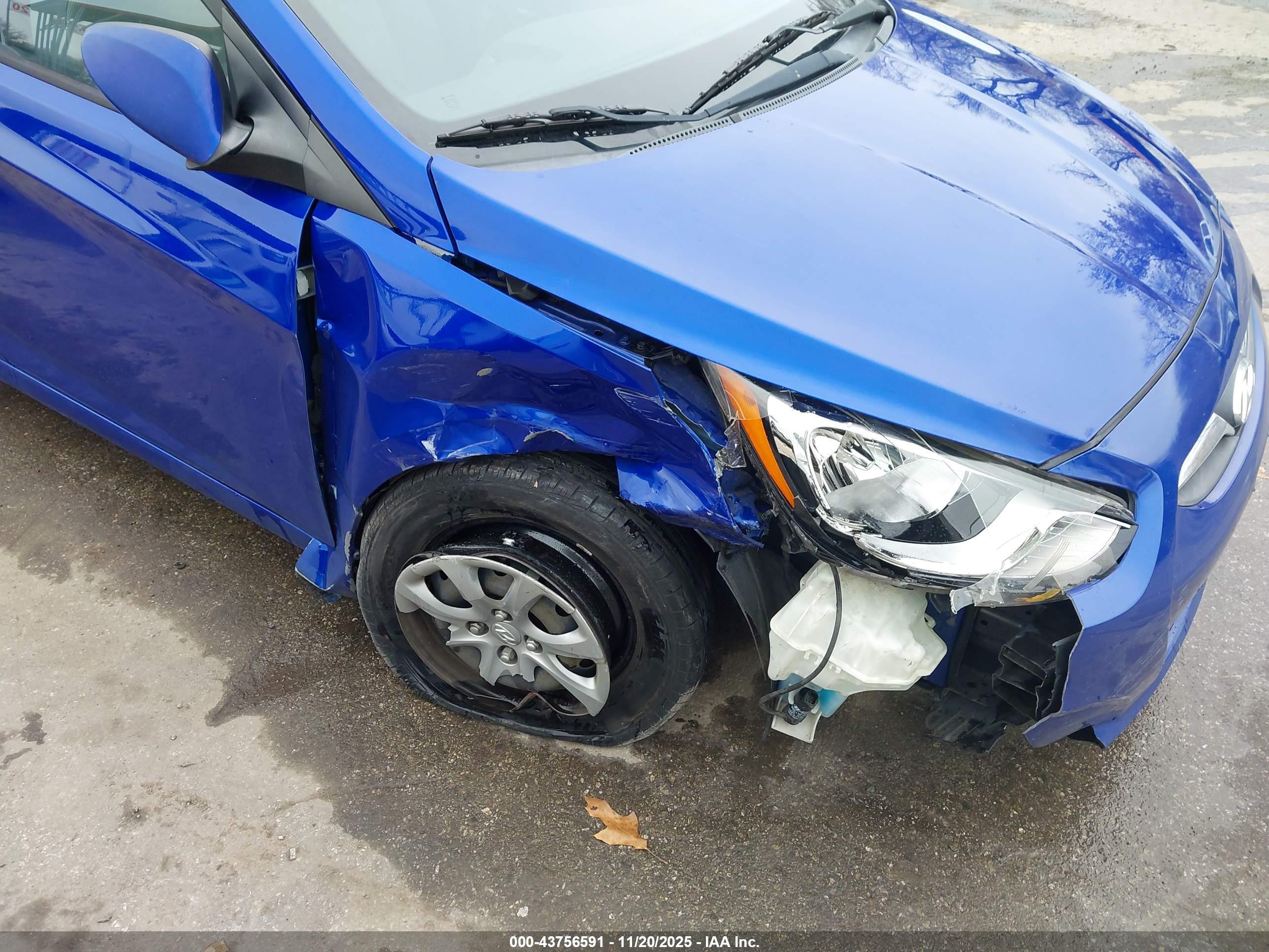 HYUNDAI ACCENT image 6