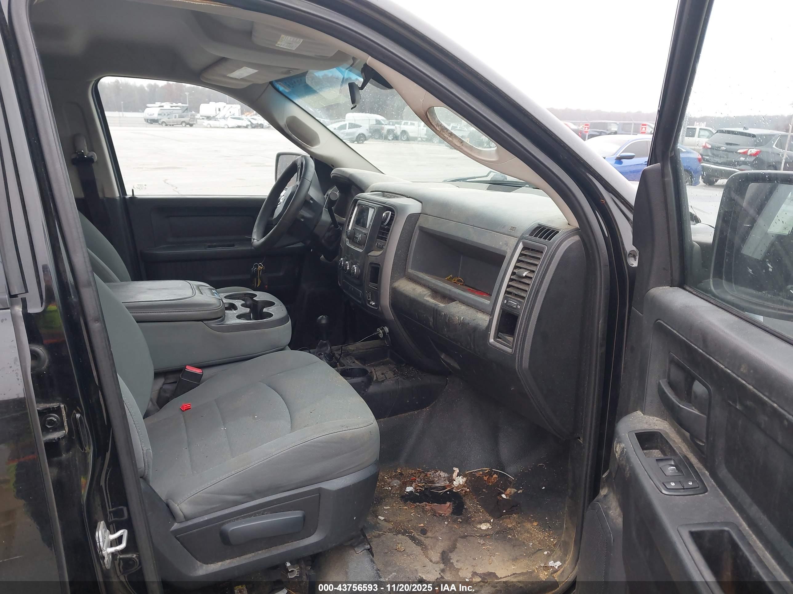 RAM 2500 image 5