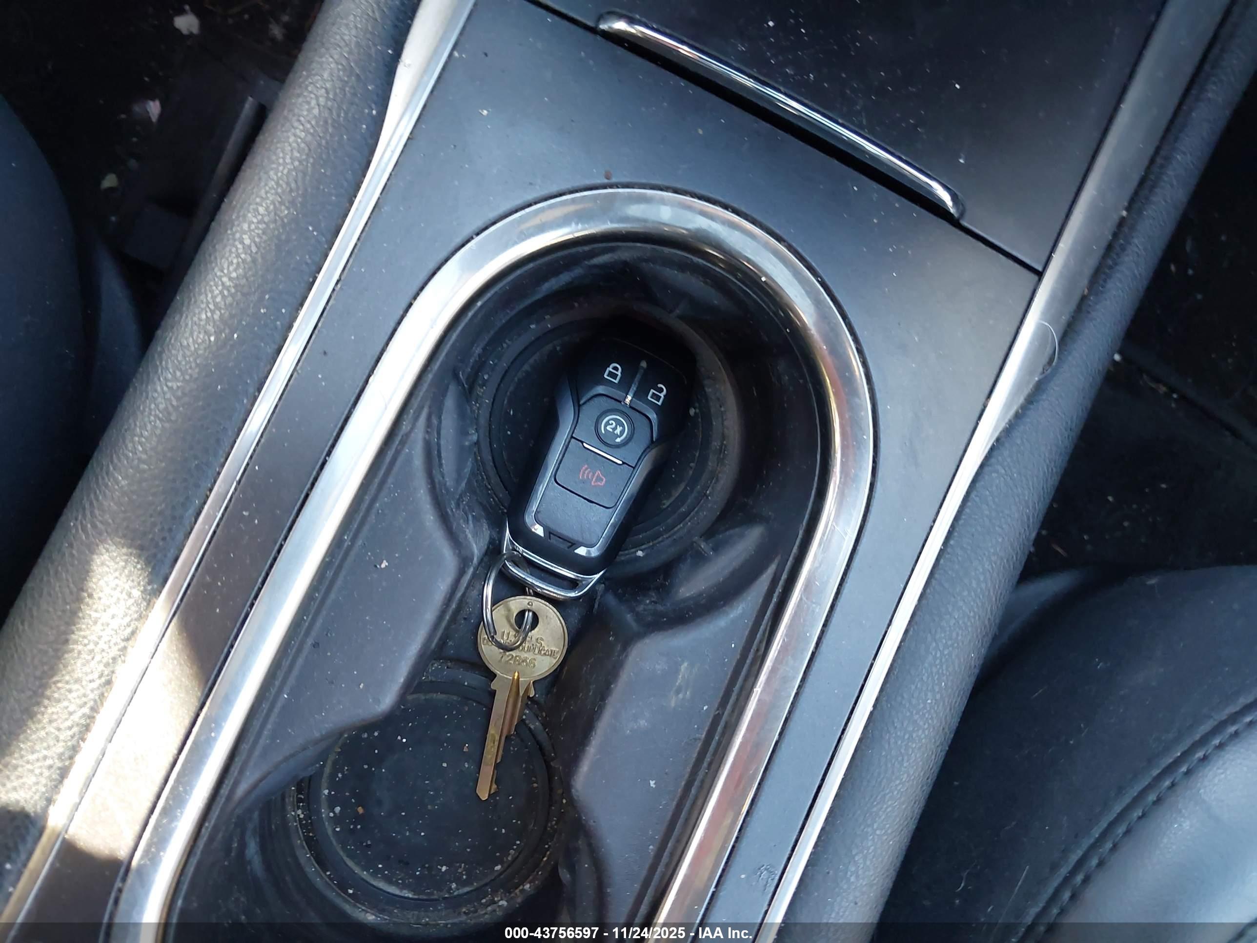 LINCOLN MKC image 11