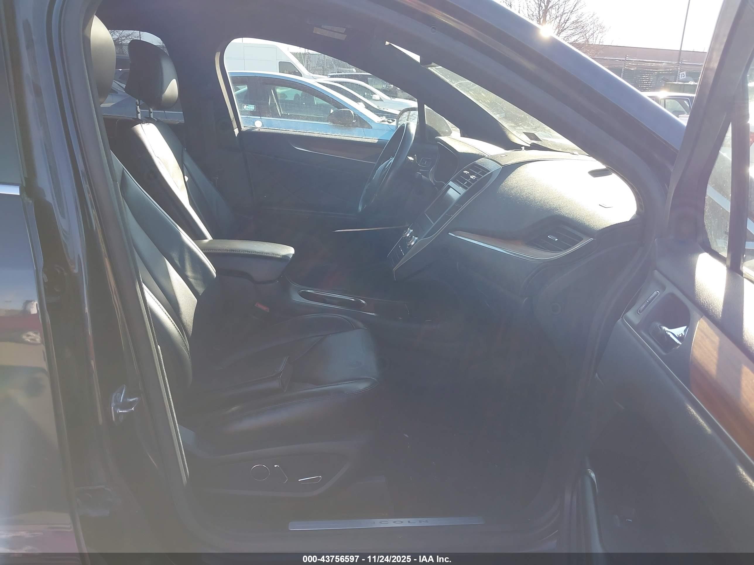 LINCOLN MKC image 5