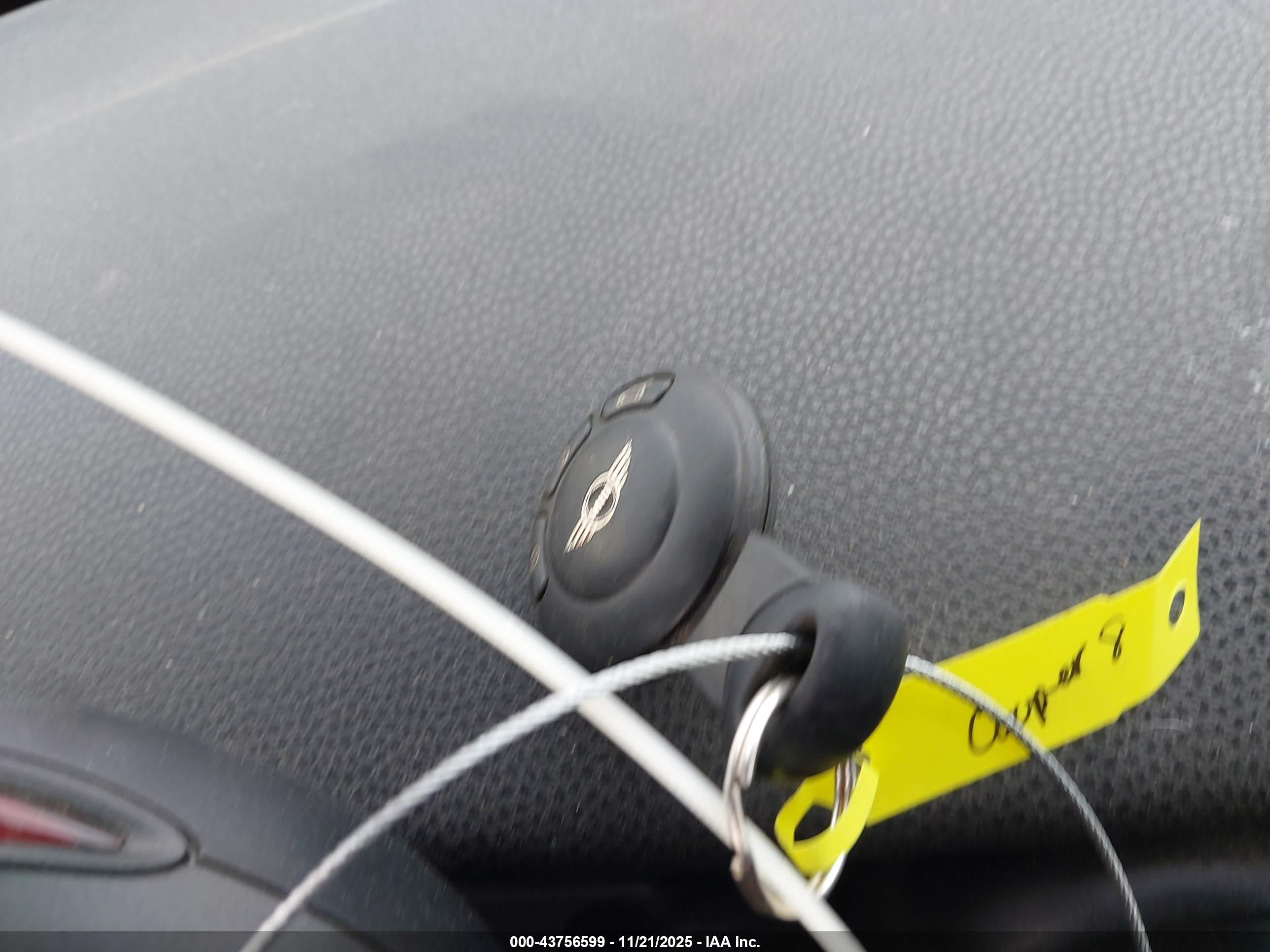 MINI COOPER image 11