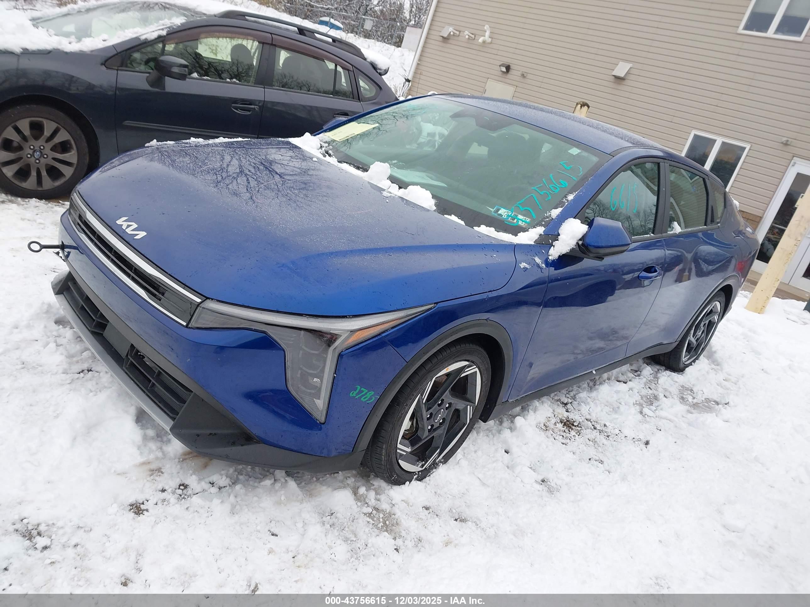 KIA K4 image 2