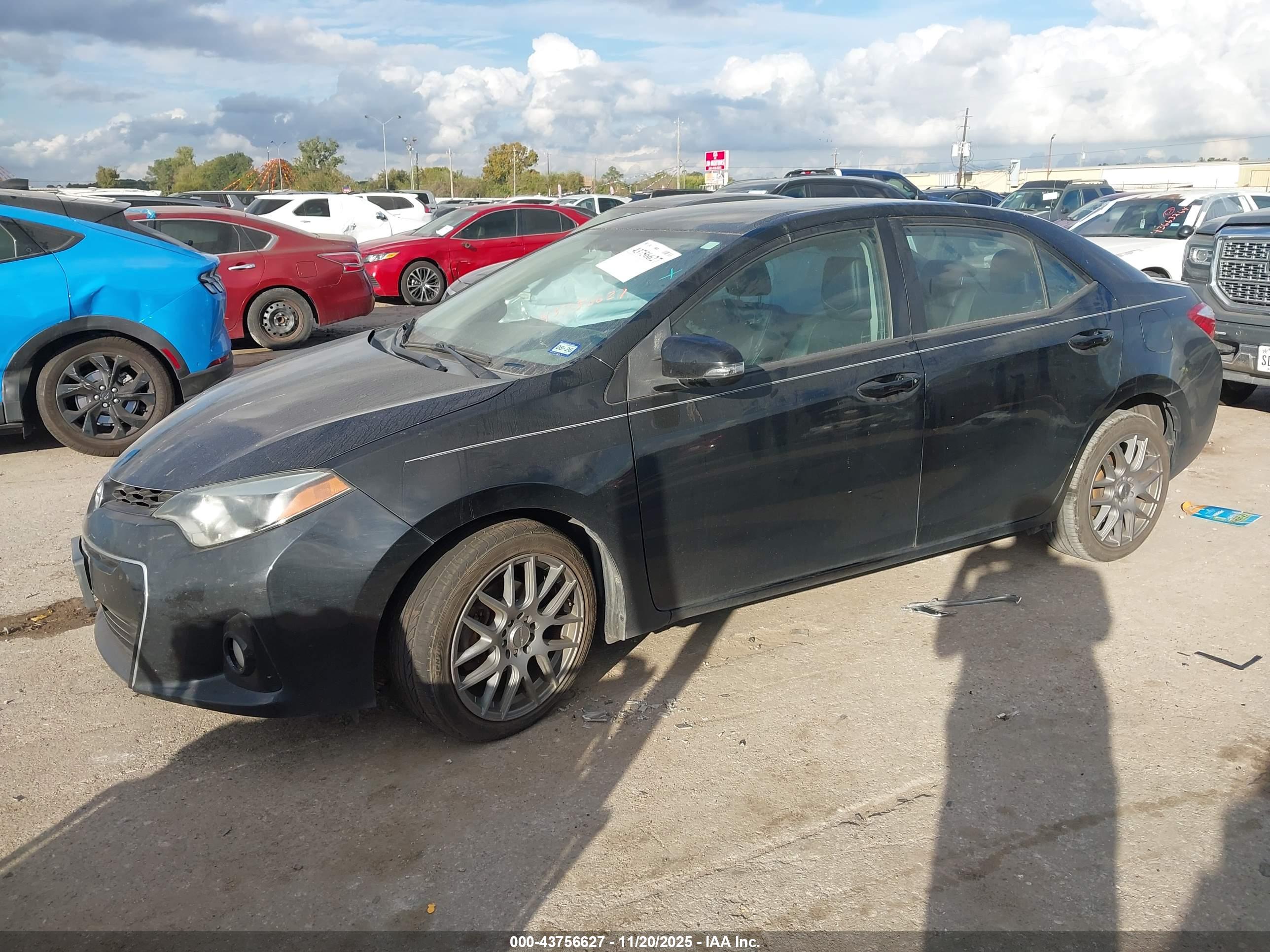 TOYOTA COROLLA image 2