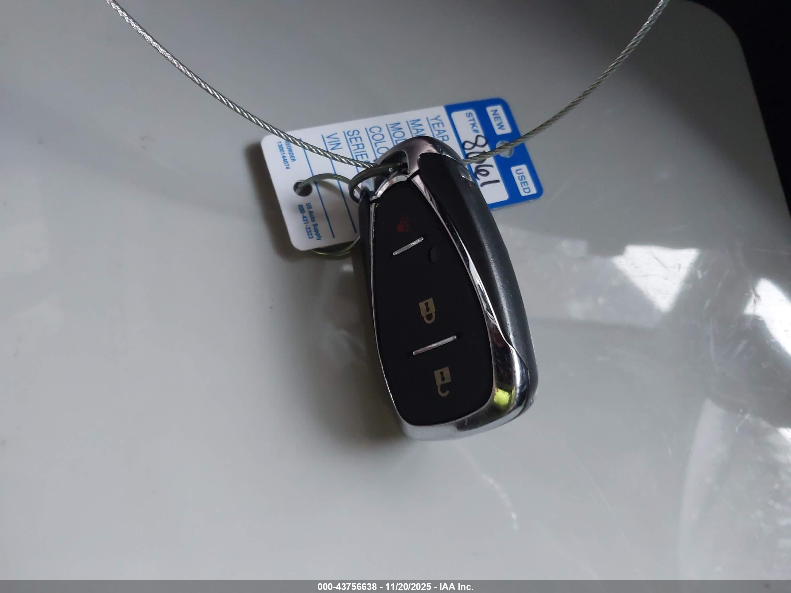 CHEVROLET EQUINOX image 11