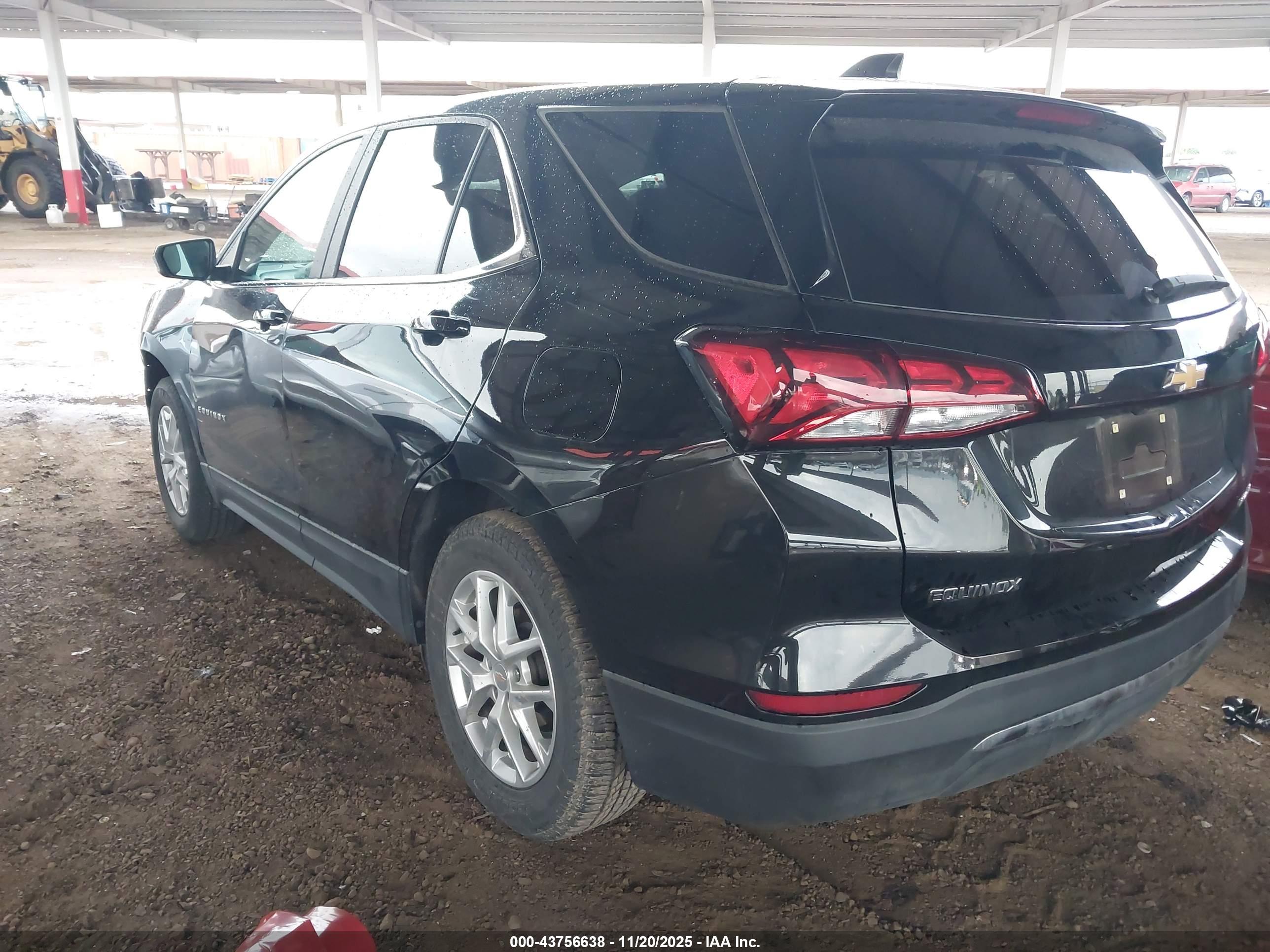 CHEVROLET EQUINOX image 3