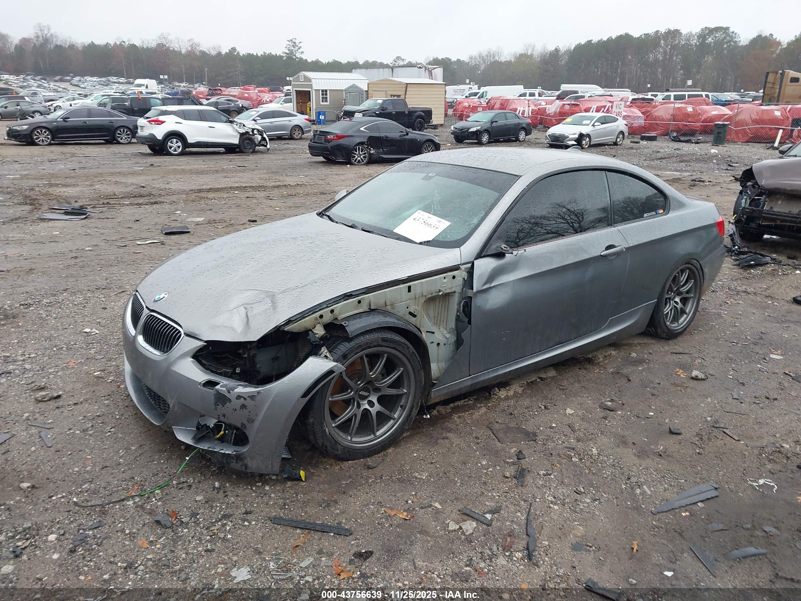 BMW 328I image 2