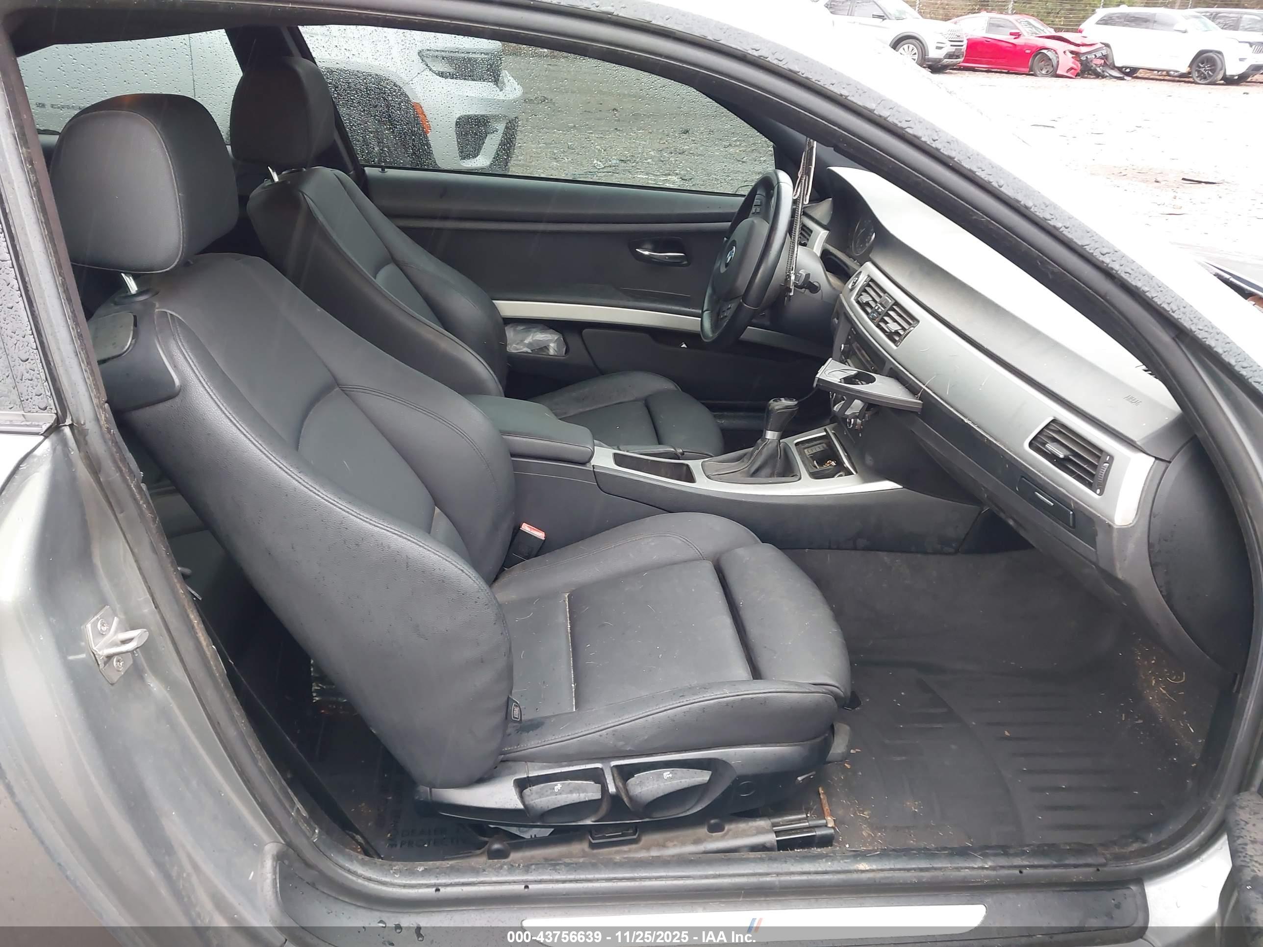BMW 328I image 5