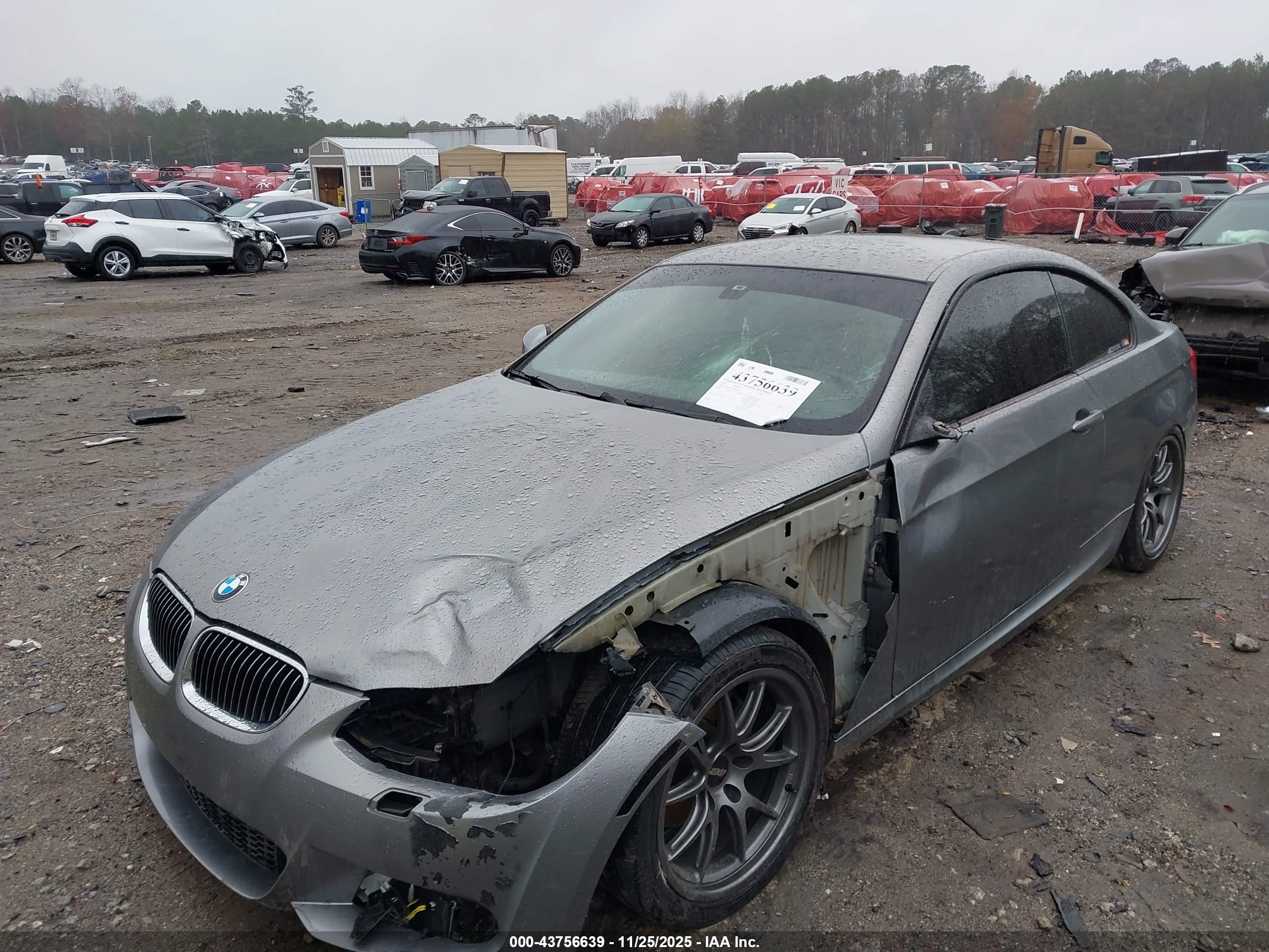 BMW 328I image 6