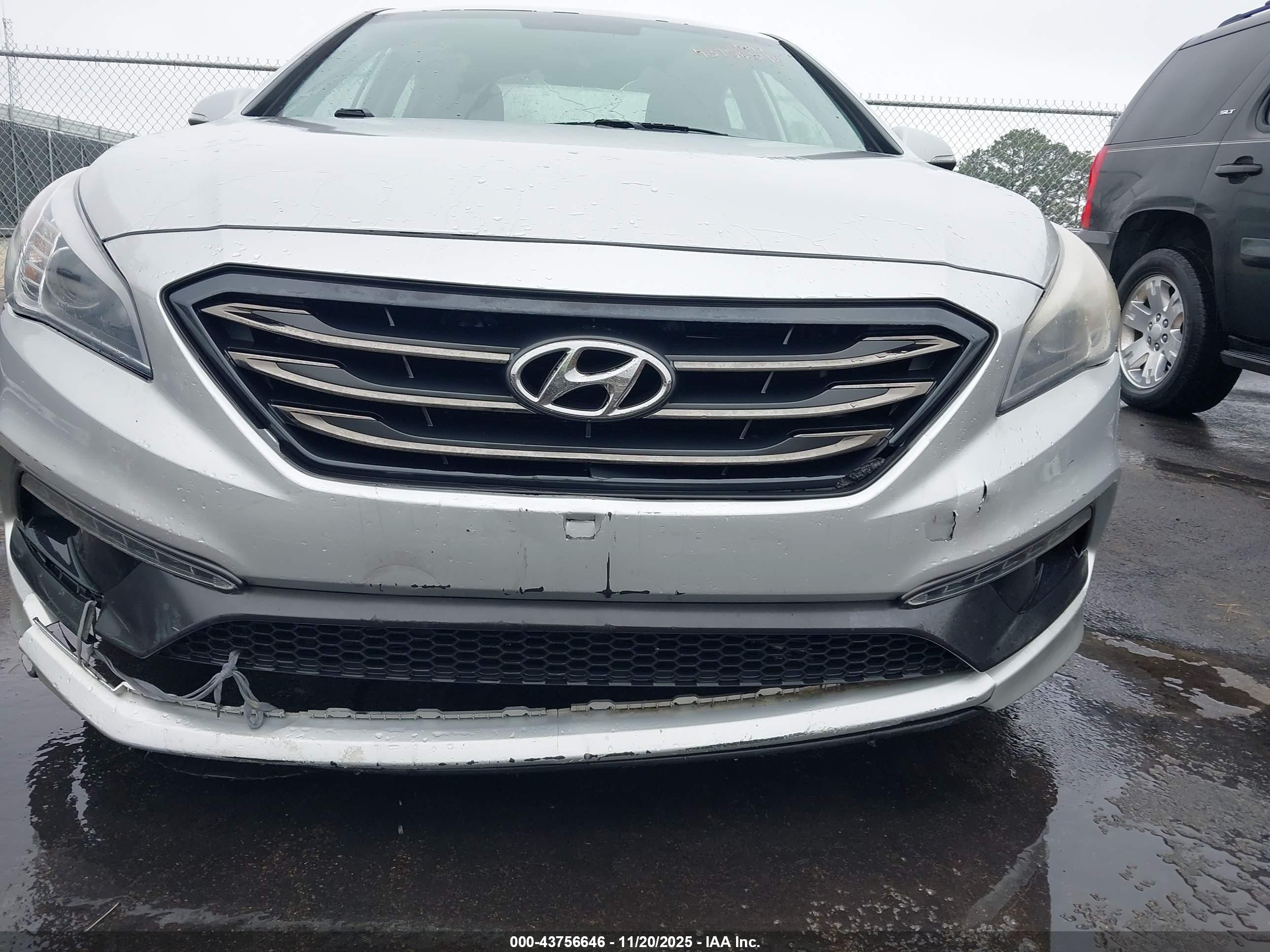 HYUNDAI SONATA image 6