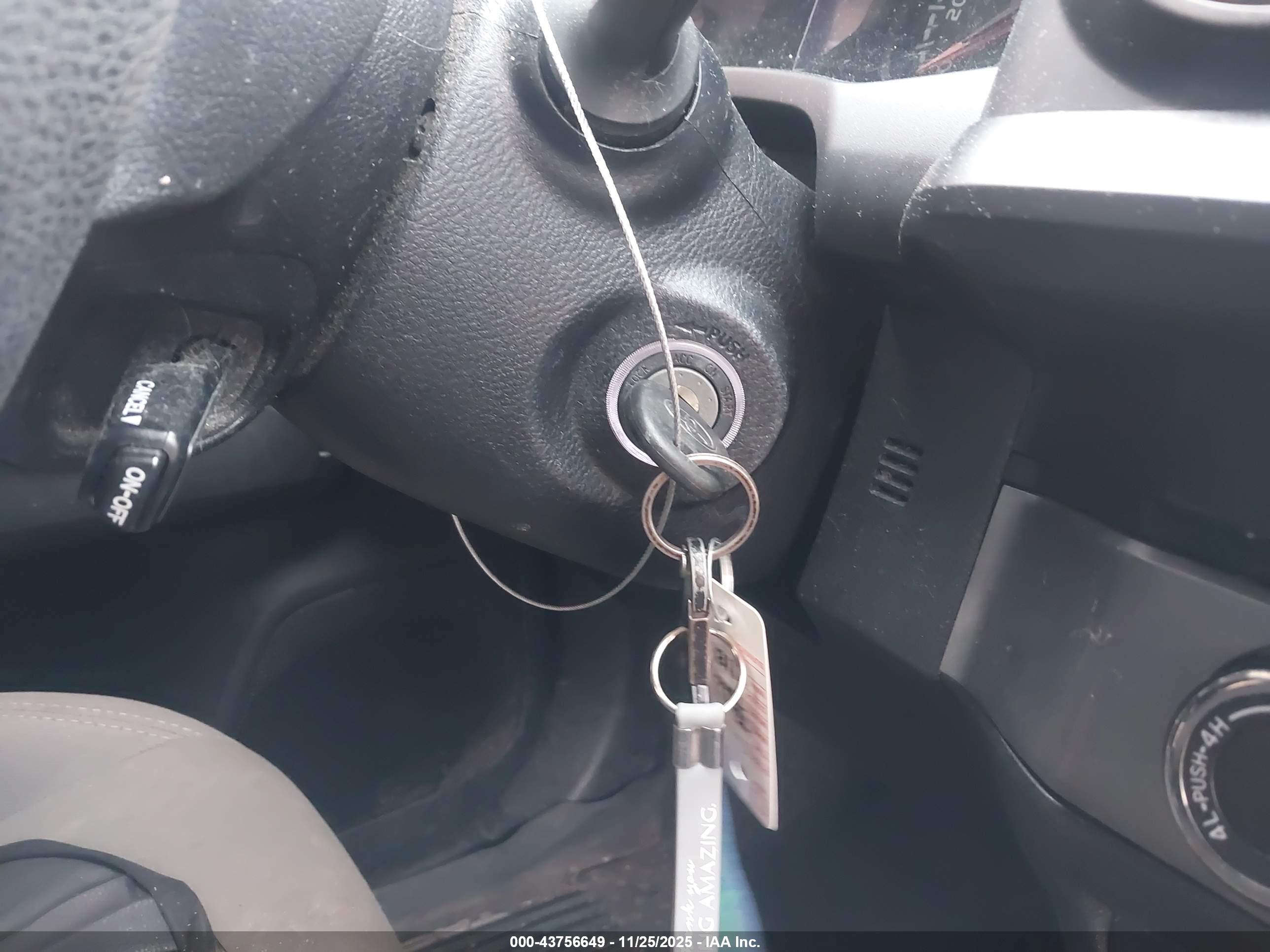 TOYOTA TACOMA image 11