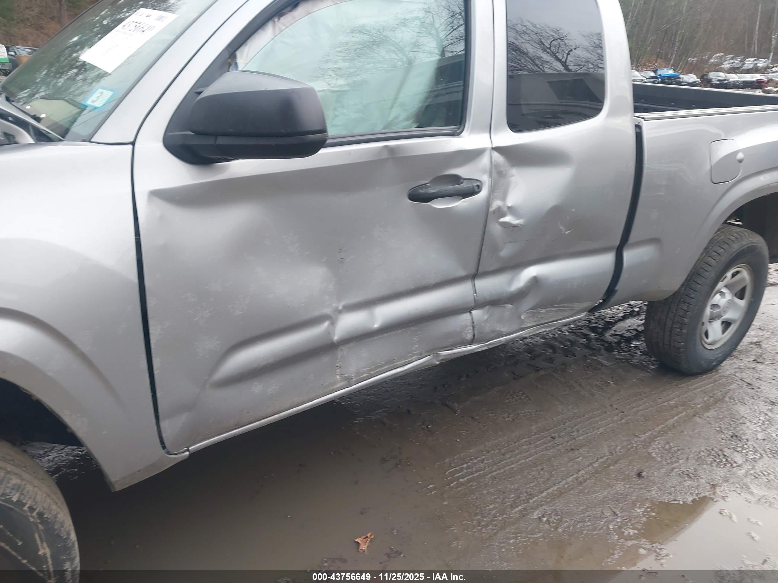 TOYOTA TACOMA image 6