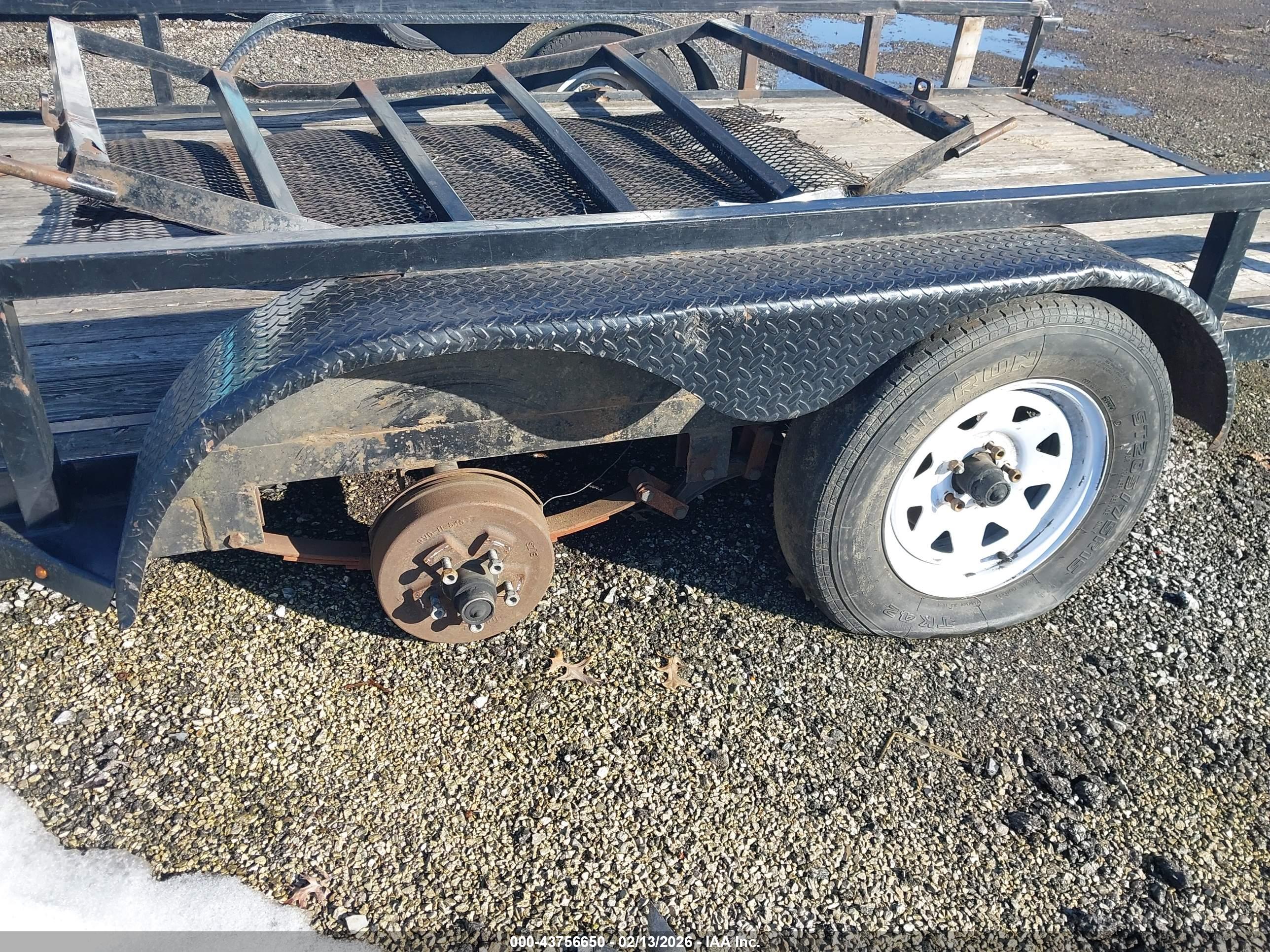 SURE-TRAC TRAILER image 7