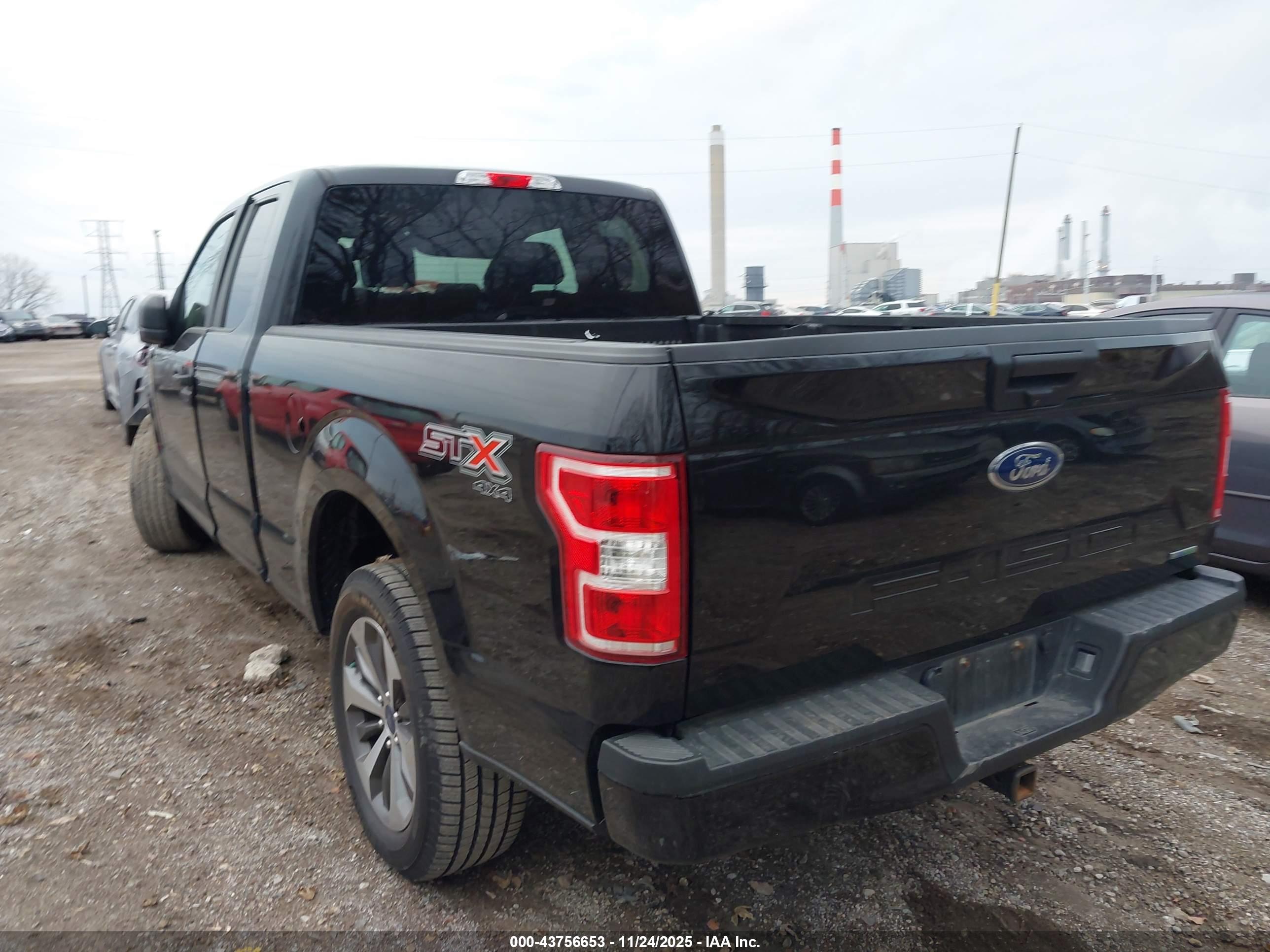 FORD F-150 image 3