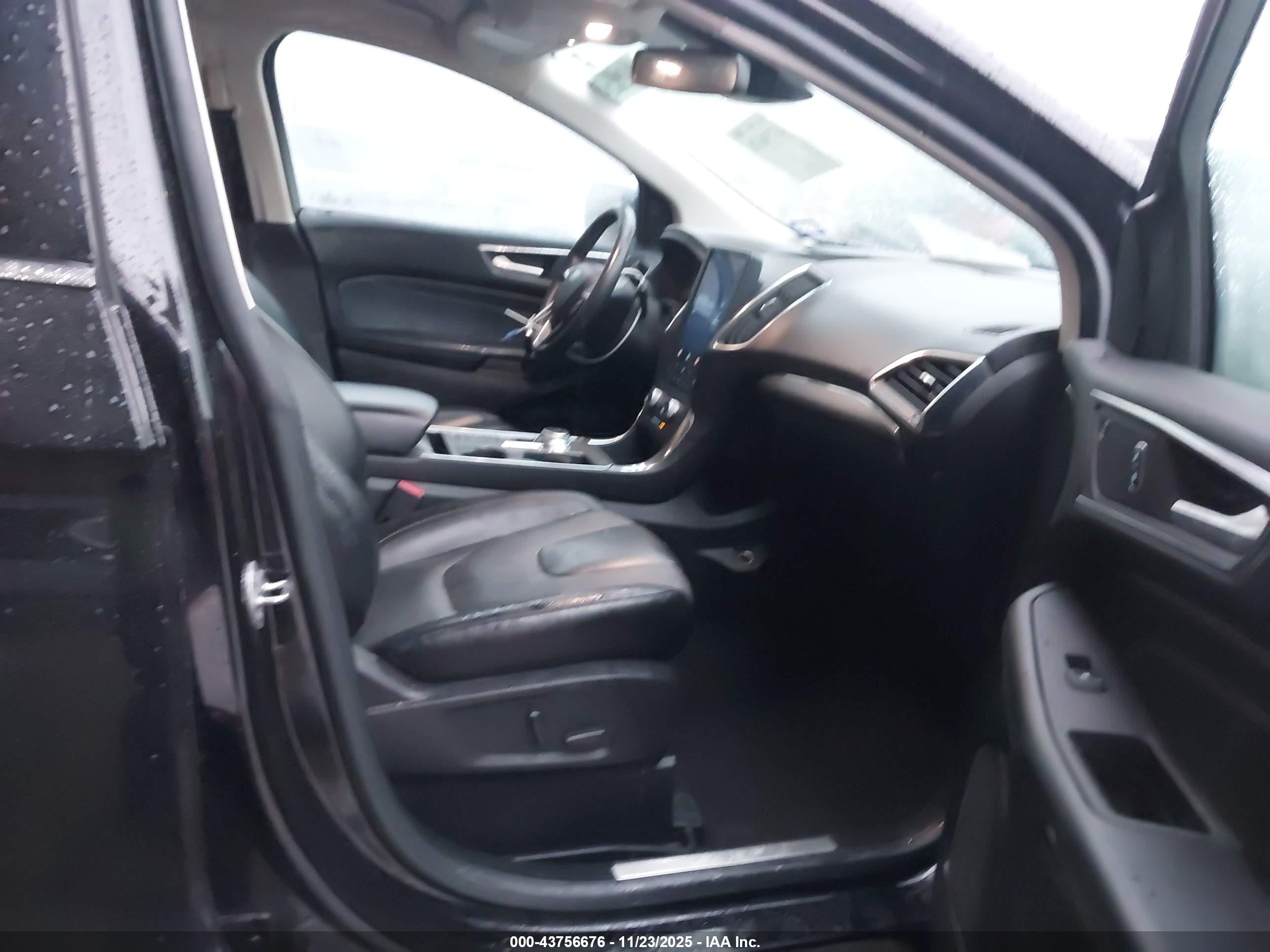 FORD EDGE image 5