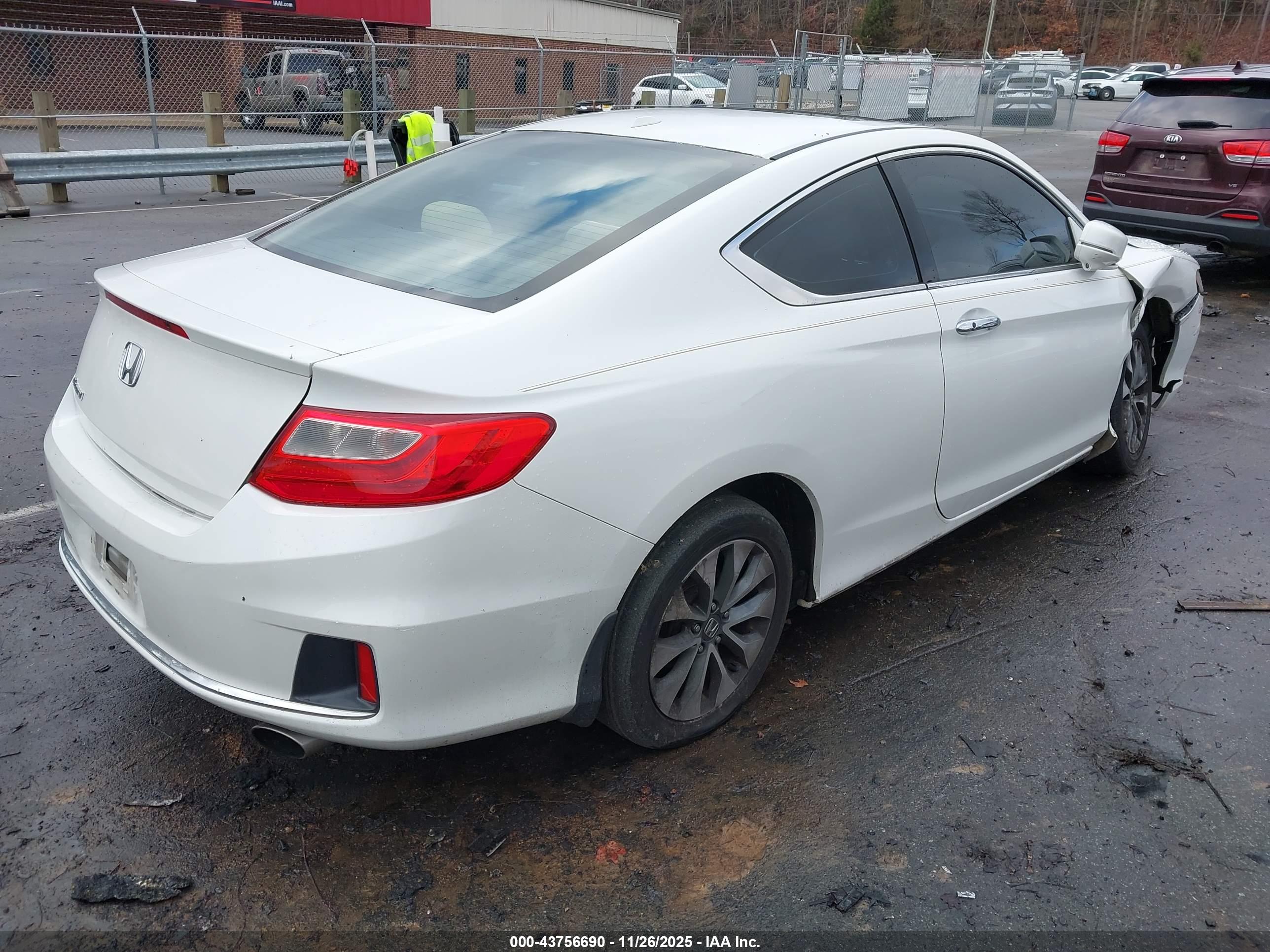 HONDA ACCORD image 4
