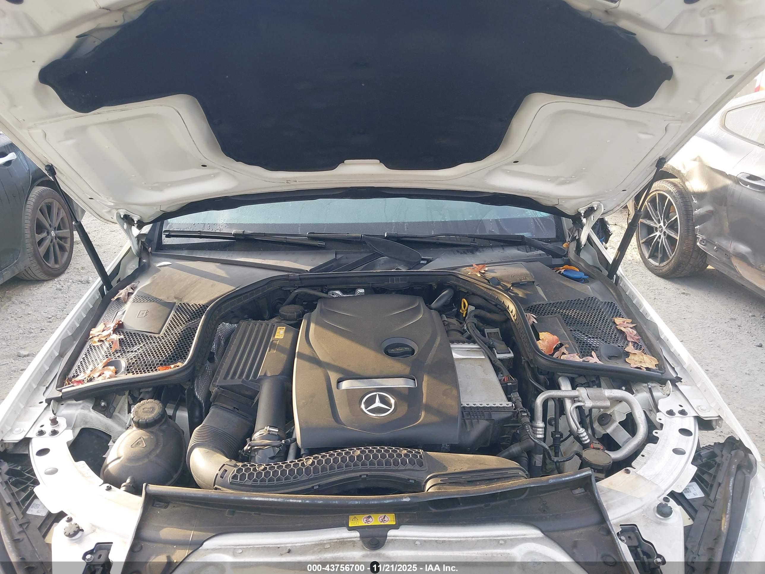 MERCEDES-BENZ C image 10
