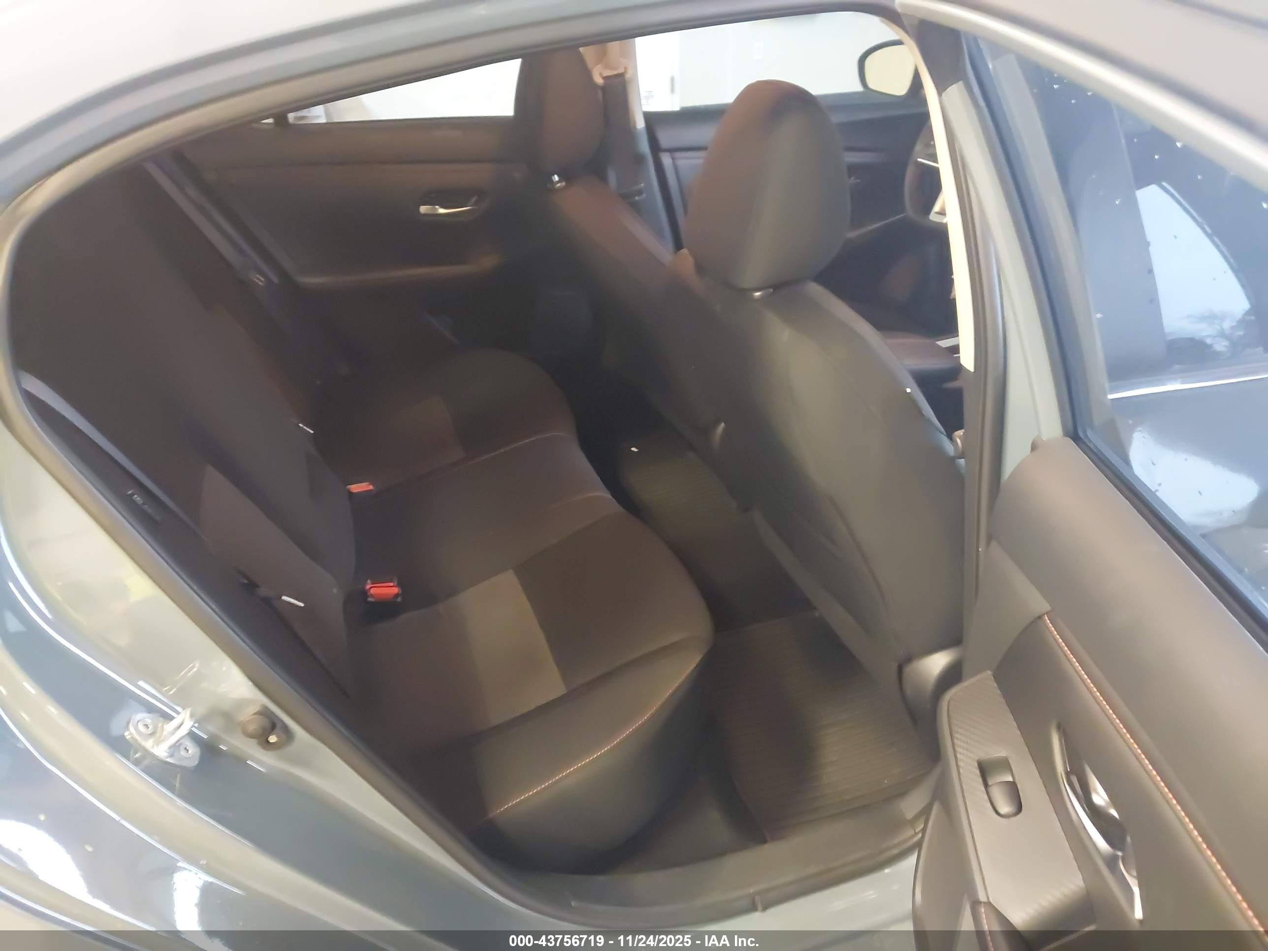 NISSAN SENTRA image 8