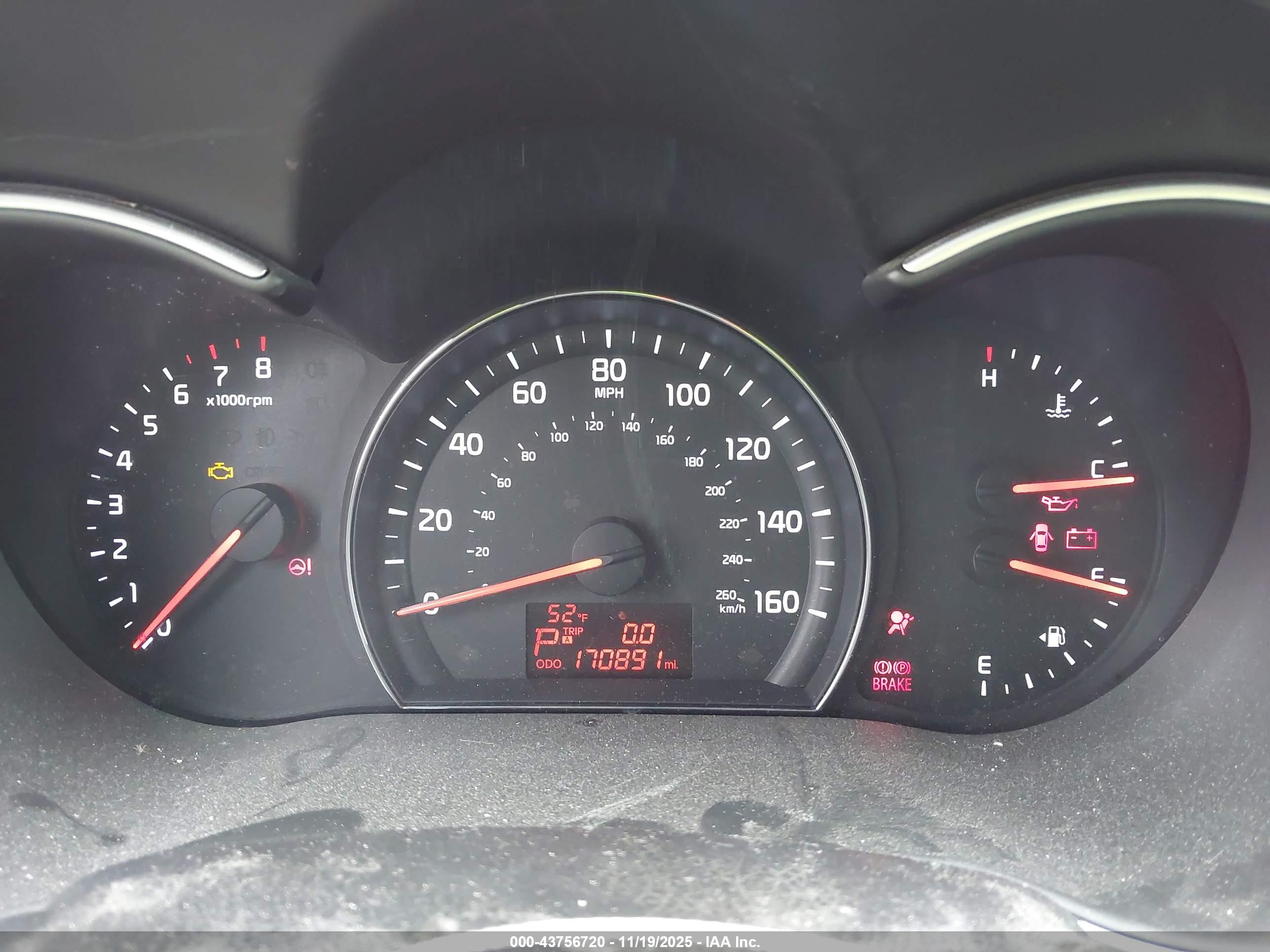 KIA SORENTO image 7