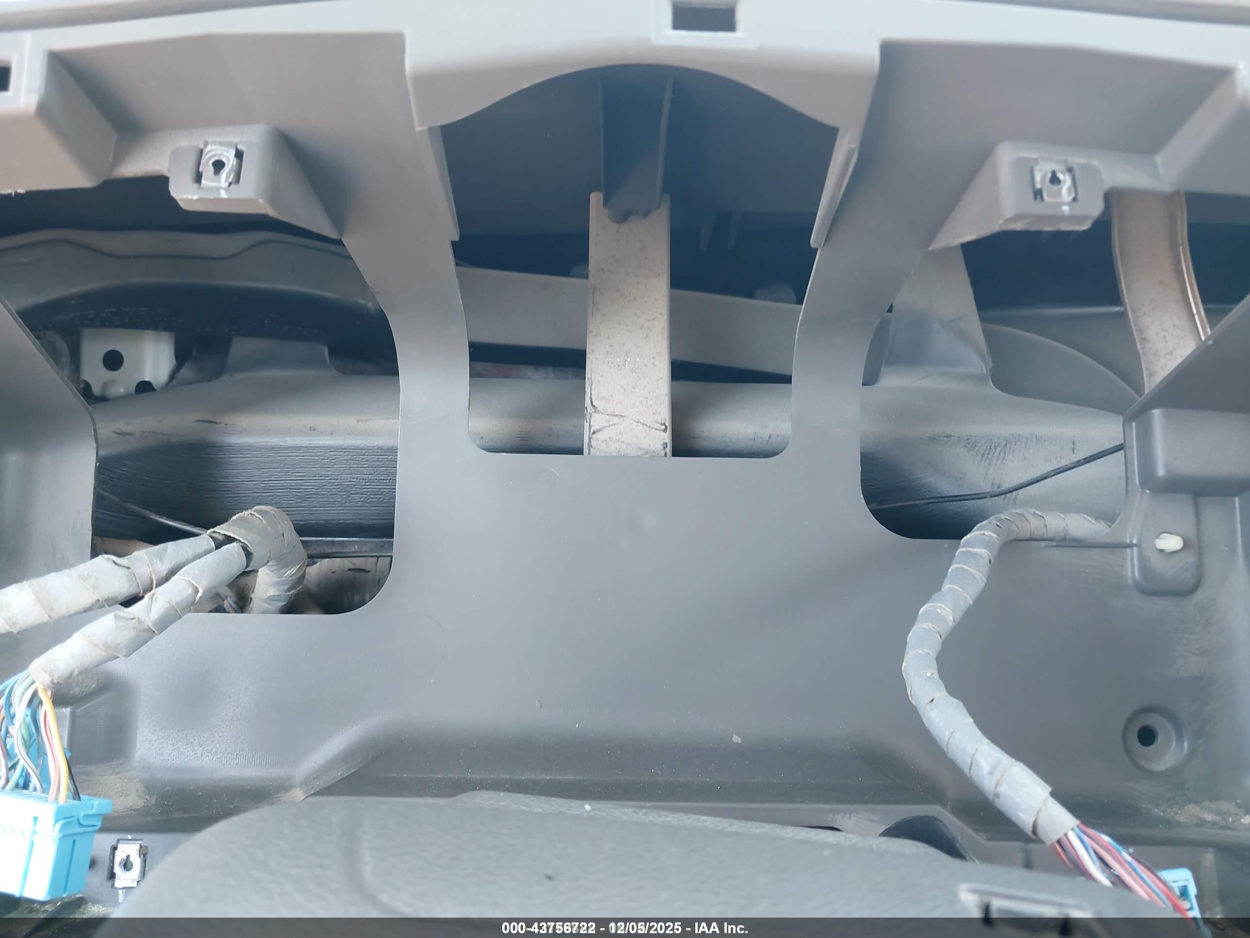 HONDA RIDGELINE image 7