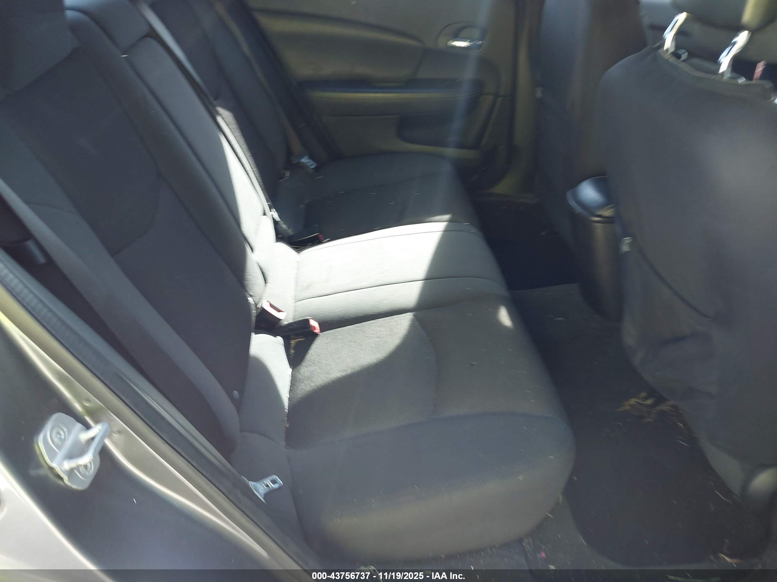 DODGE AVENGER image 8