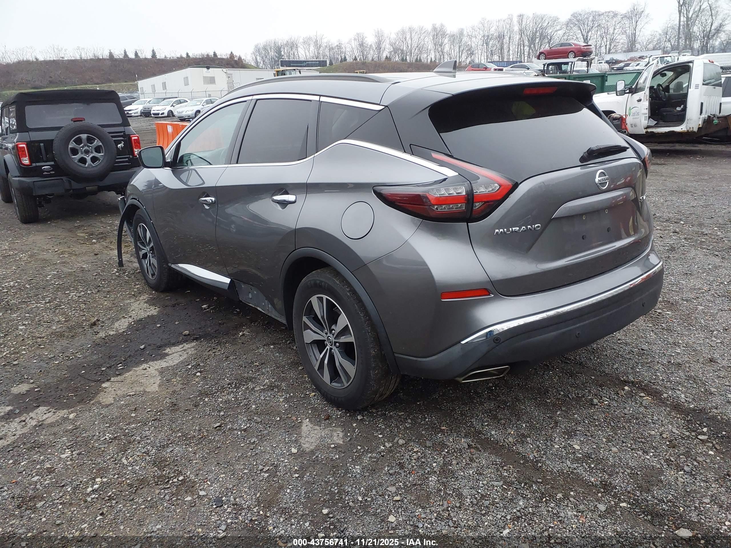 NISSAN MURANO image 3