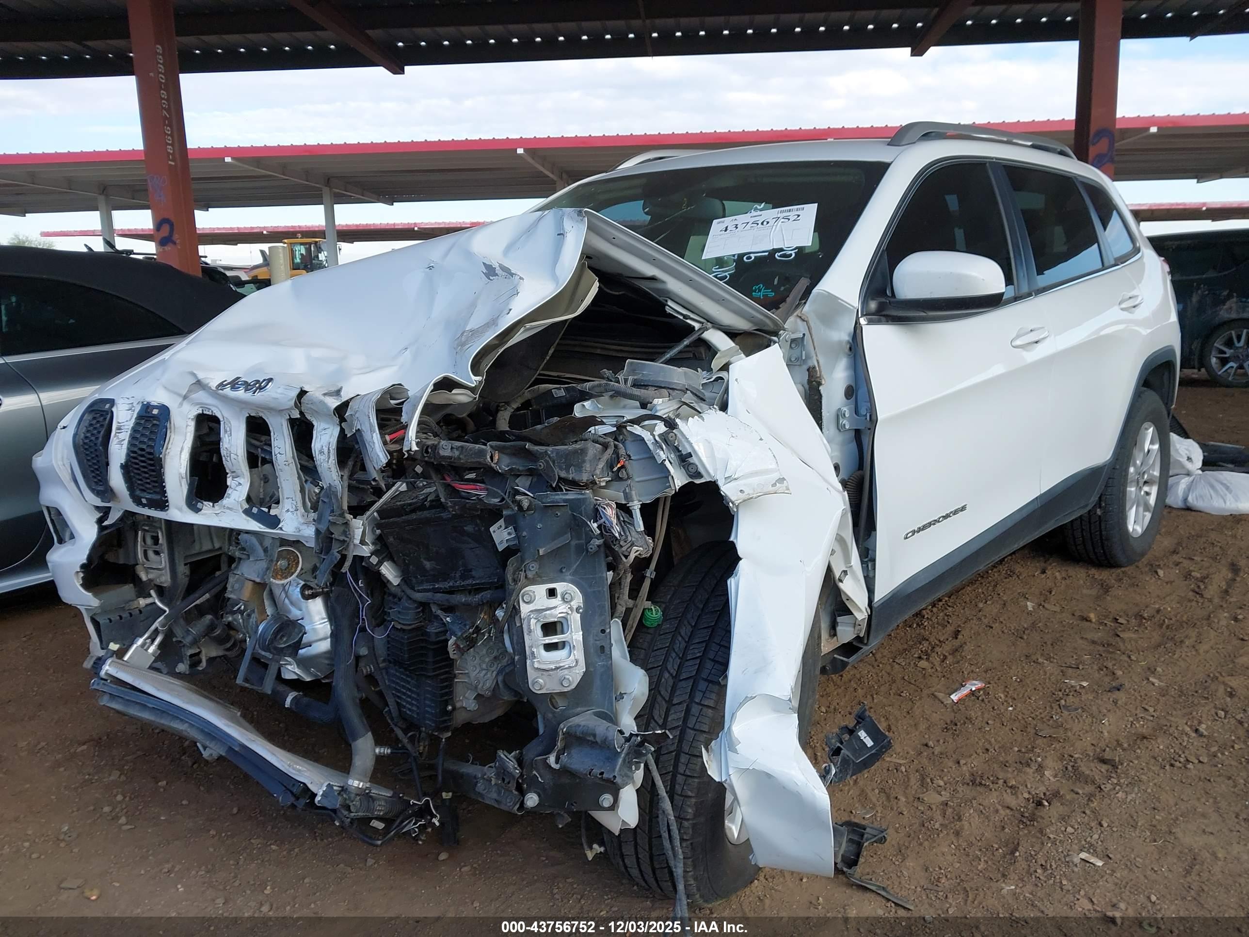 JEEP CHEROKEE image 2
