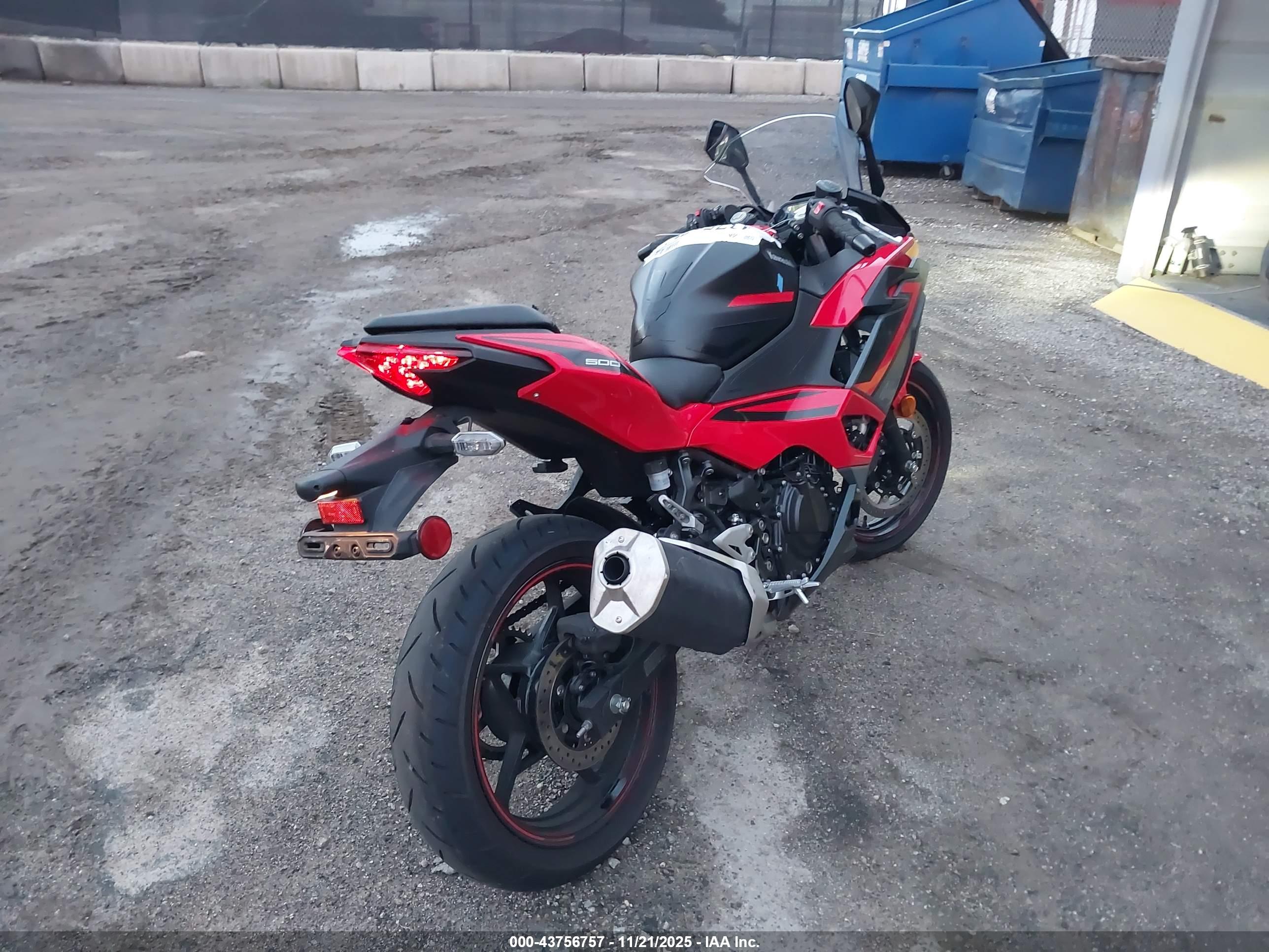 KAWASAKI EX500 image 4
