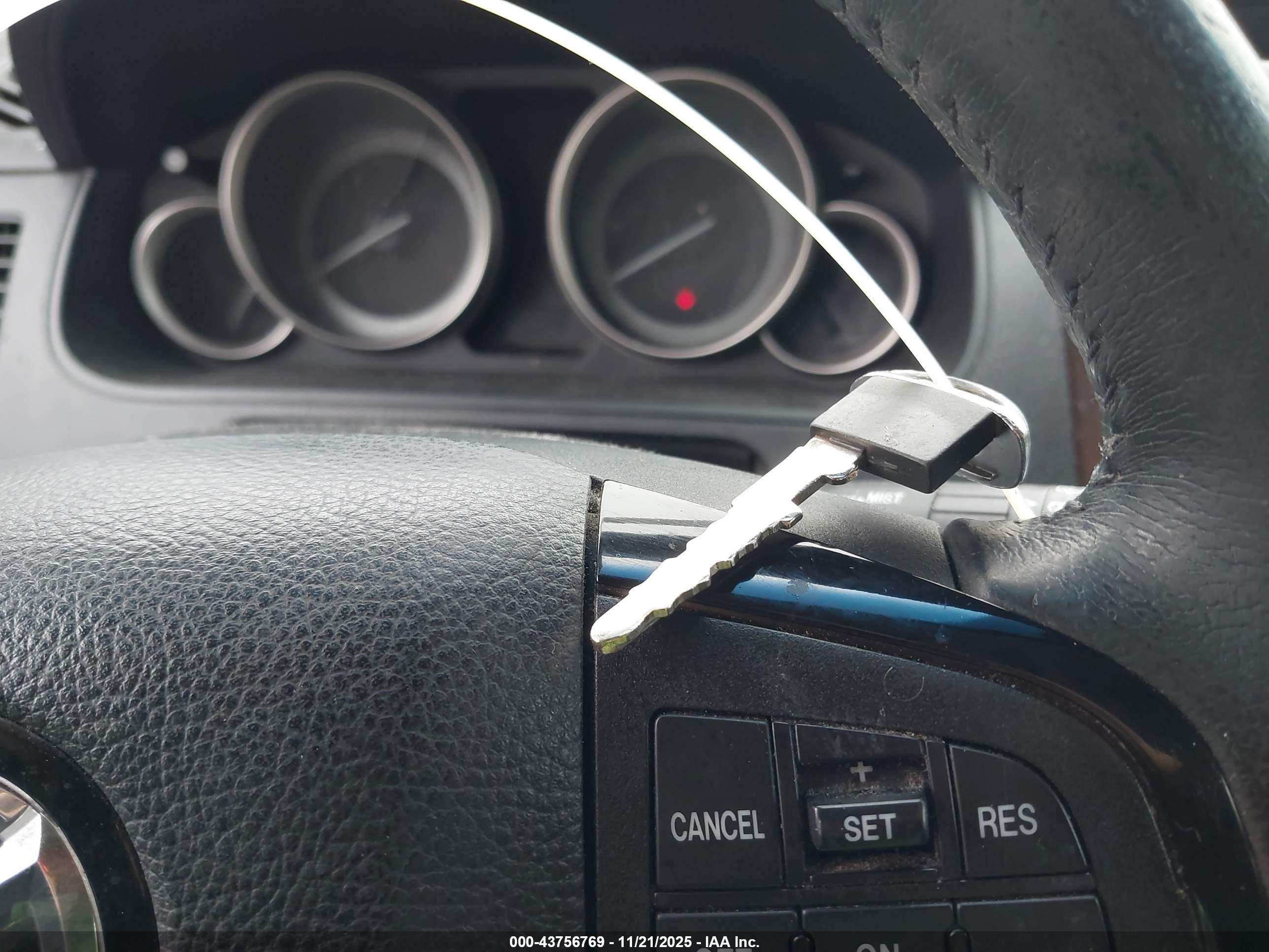 MAZDA CX-9 image 11
