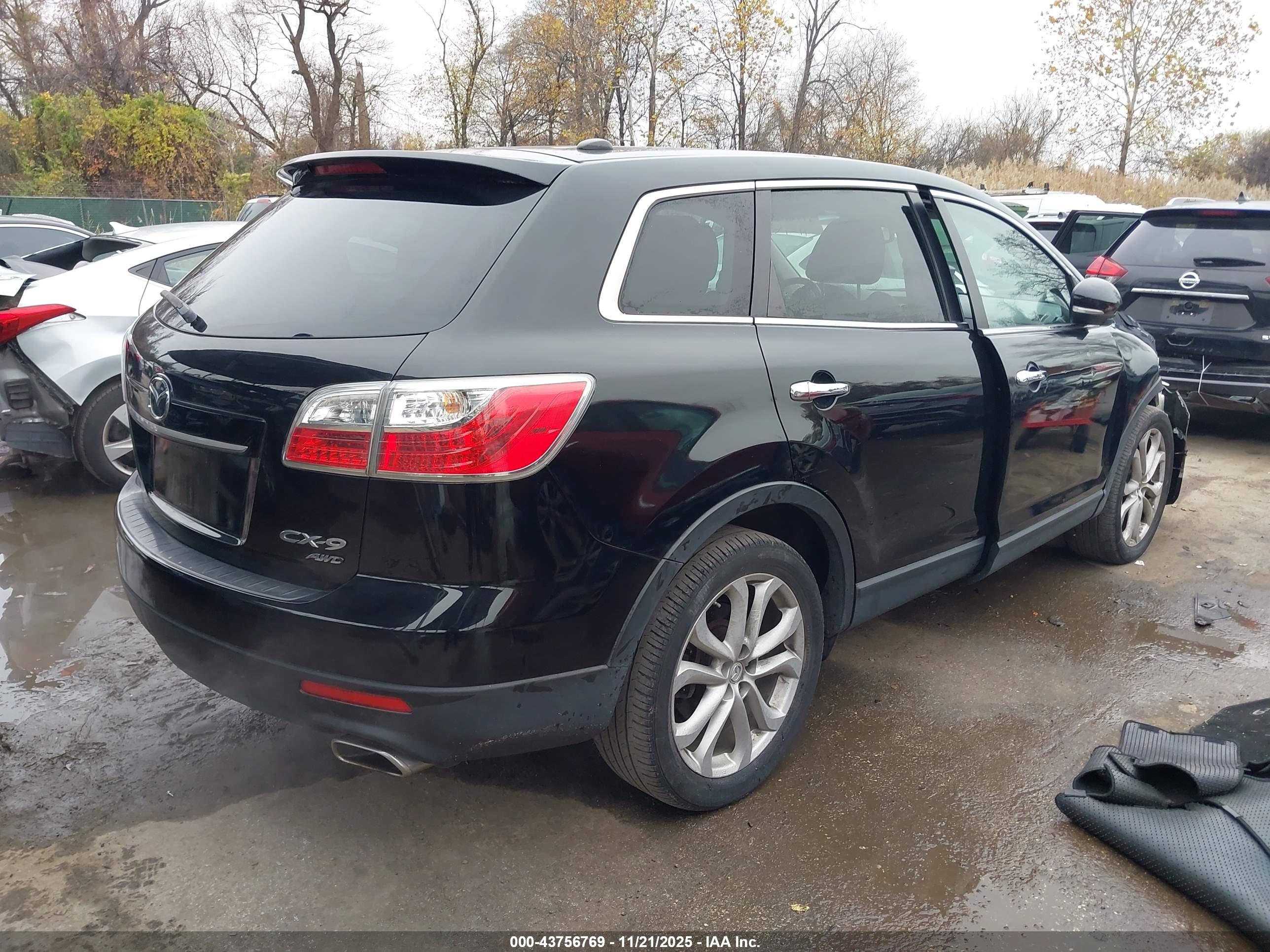 MAZDA CX-9 image 4
