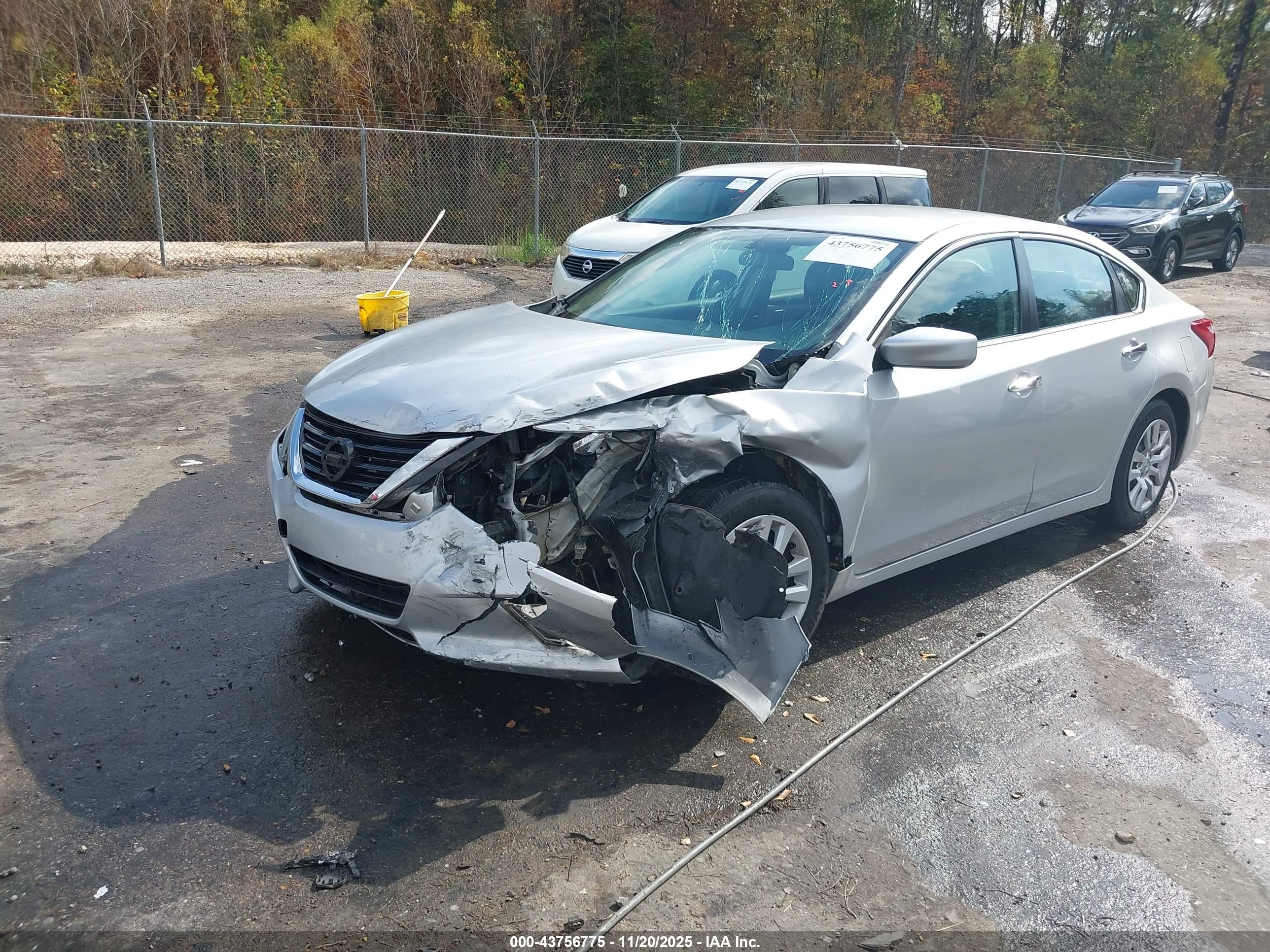 NISSAN ALTIMA image 2