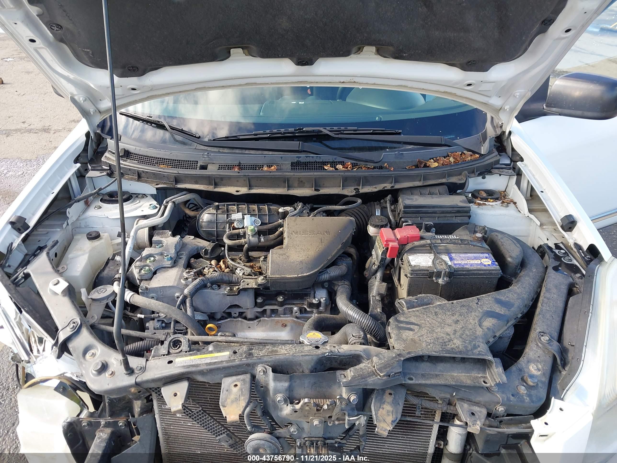 NISSAN ROGUE image 10