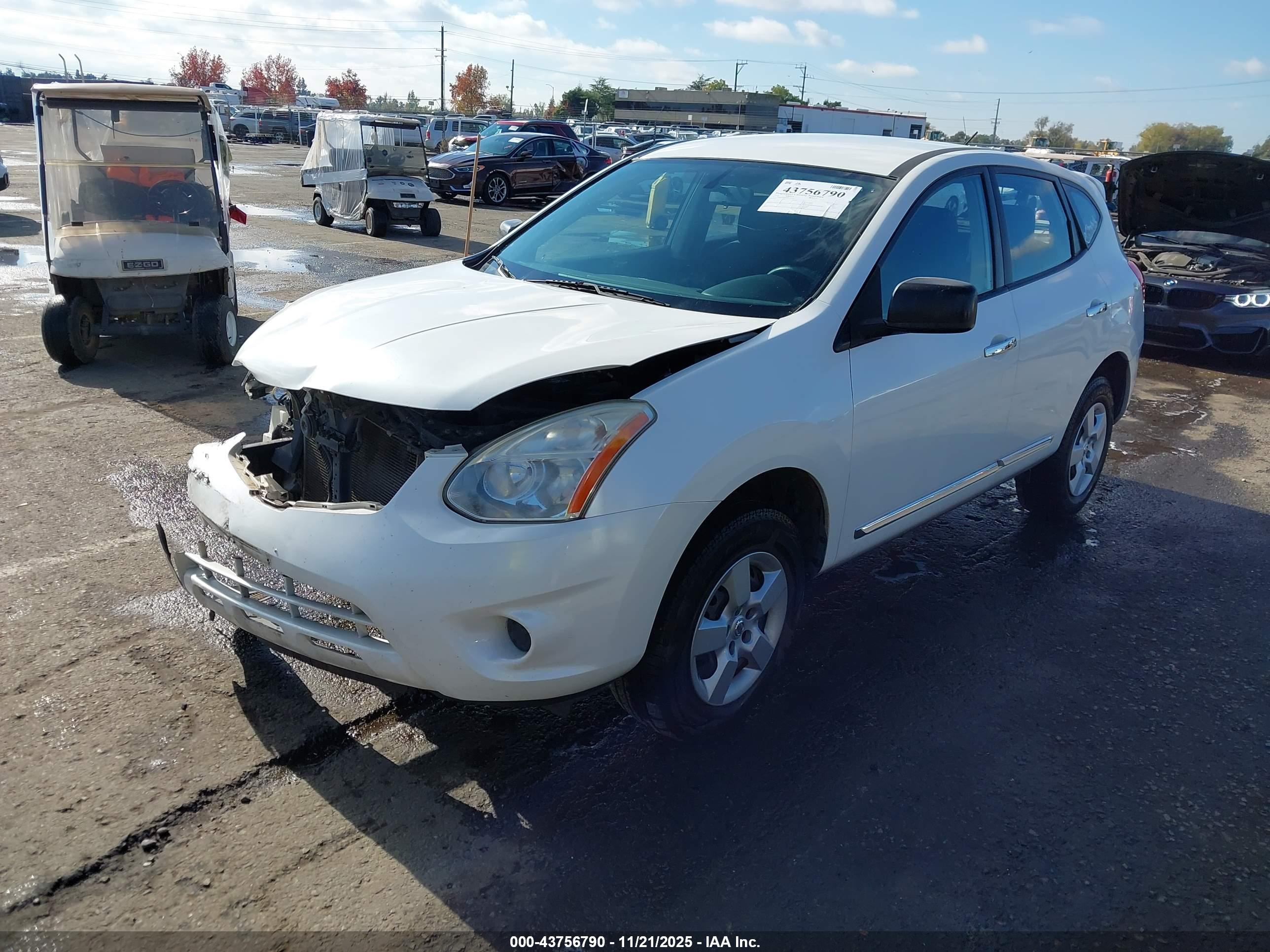 NISSAN ROGUE image 2